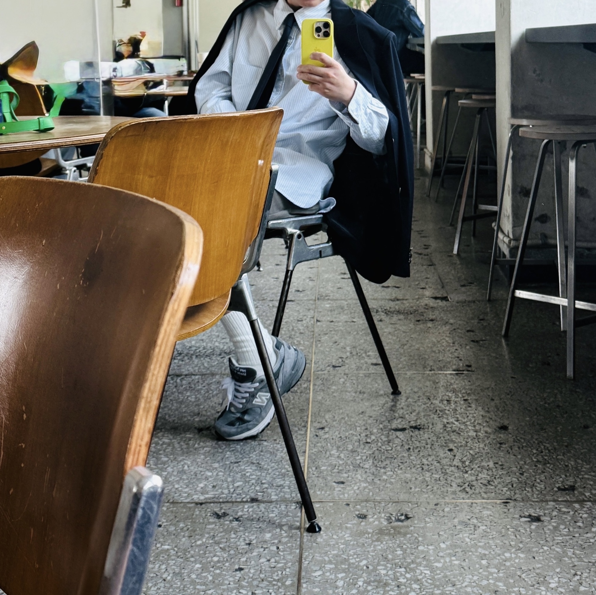Uniqlo x JW Anderson AirSense Blazer Navy - KR, Uniqlo x JW Anderson Oxford Oversized Shirt Stripe Blue - KR 착용 스타일