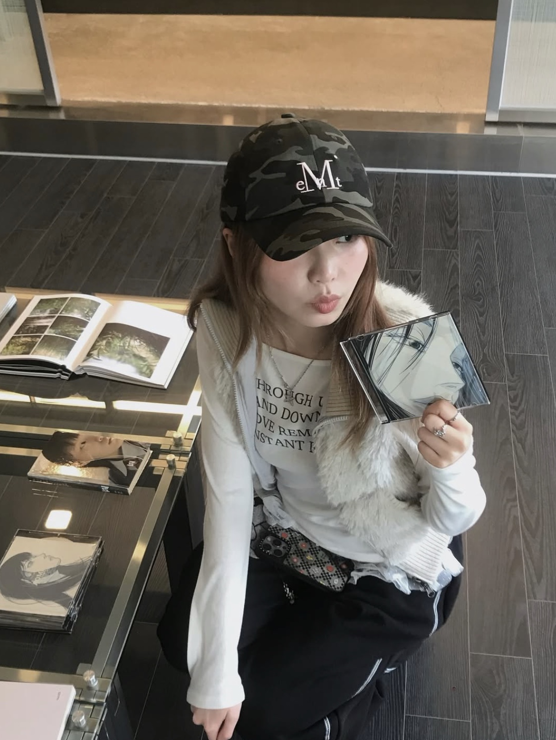 Mucent Signature Camo Ballcap Khaki-Baby Pink 착용 스타일 - 4