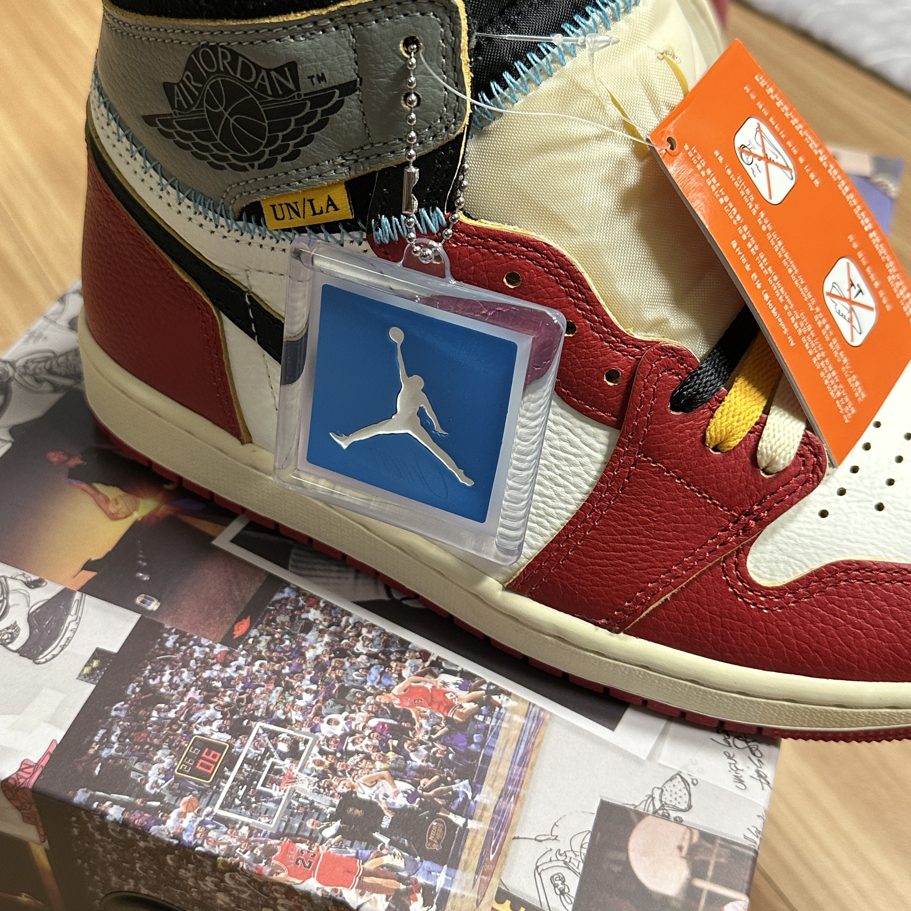 Jordan 1 x Union Retro High OG Chicago Shadow 착용 스타일 - 4