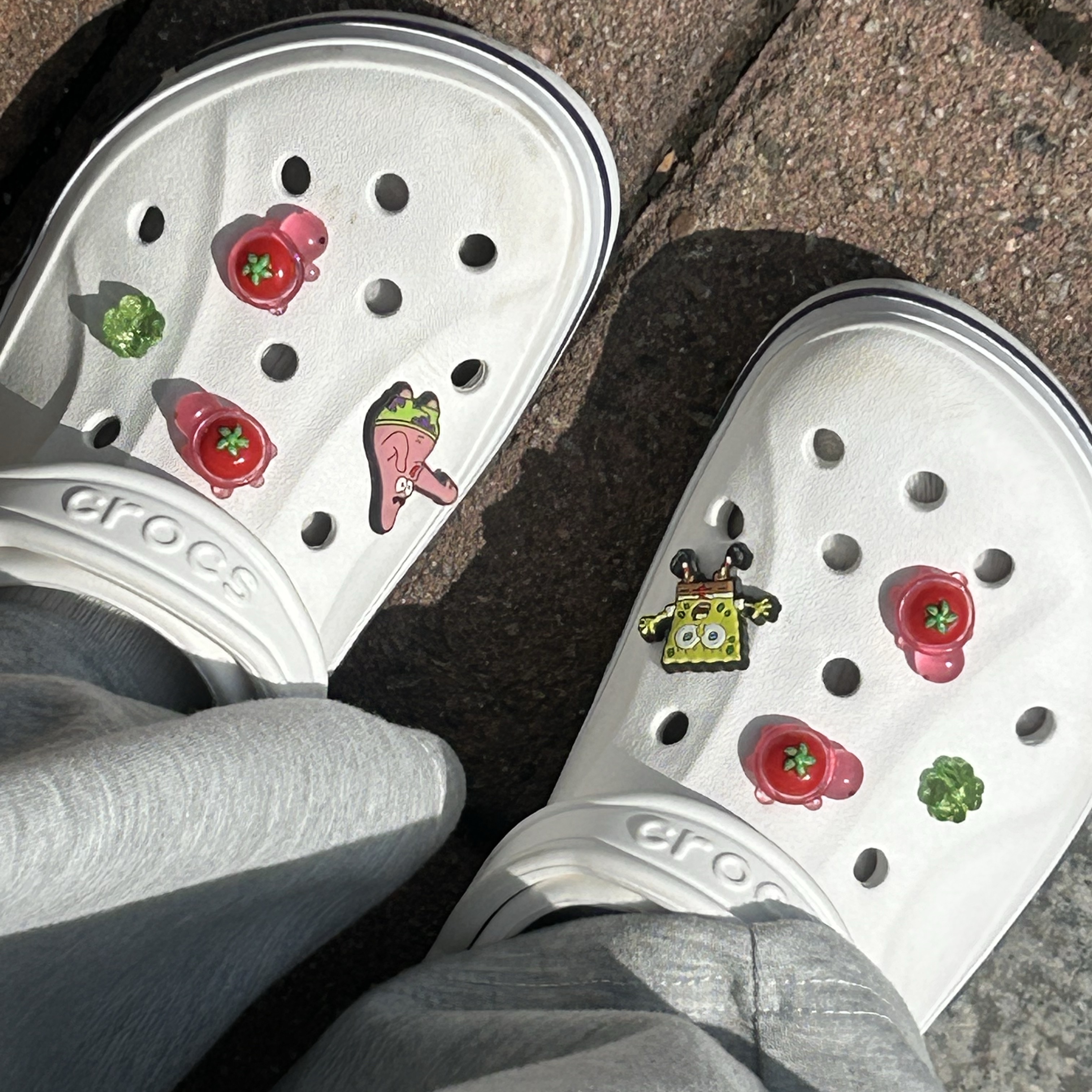 Crocs Bayaband Clog White Navy 착용 스타일
