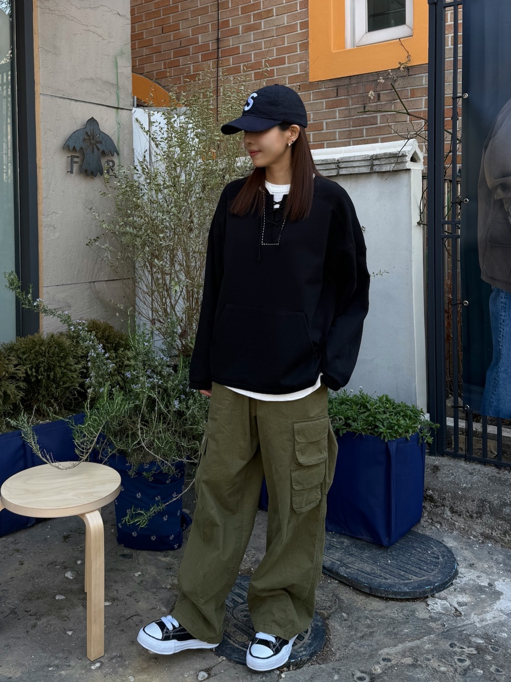 Supreme Seersucker S Logo 6-Panel Black - 24SS, Fritur Rugby Graphic Sweatshirt Black_F251MT01 착용 스타일 - 2