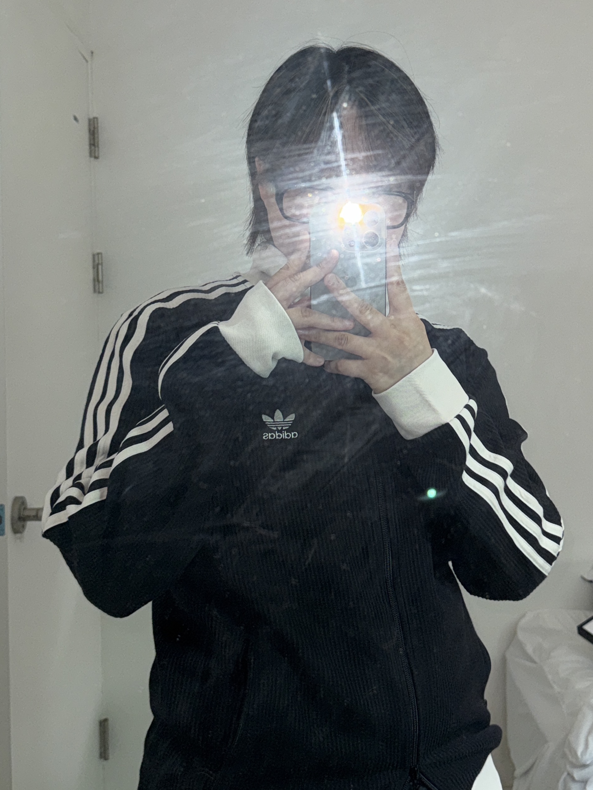 Adidas Waffle Beckenbauer Track Top Black - KR Sizing, Gentle Monster x Maison Margiela MM212 Black Clear 착용 스타일 - 1