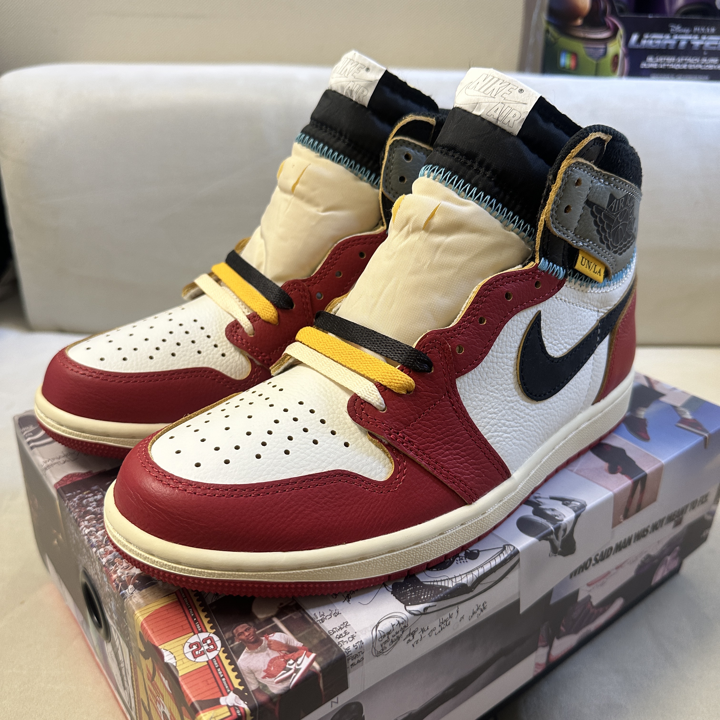 Jordan 1 x Union Retro High OG Chicago Shadow 착용 스타일 - 1