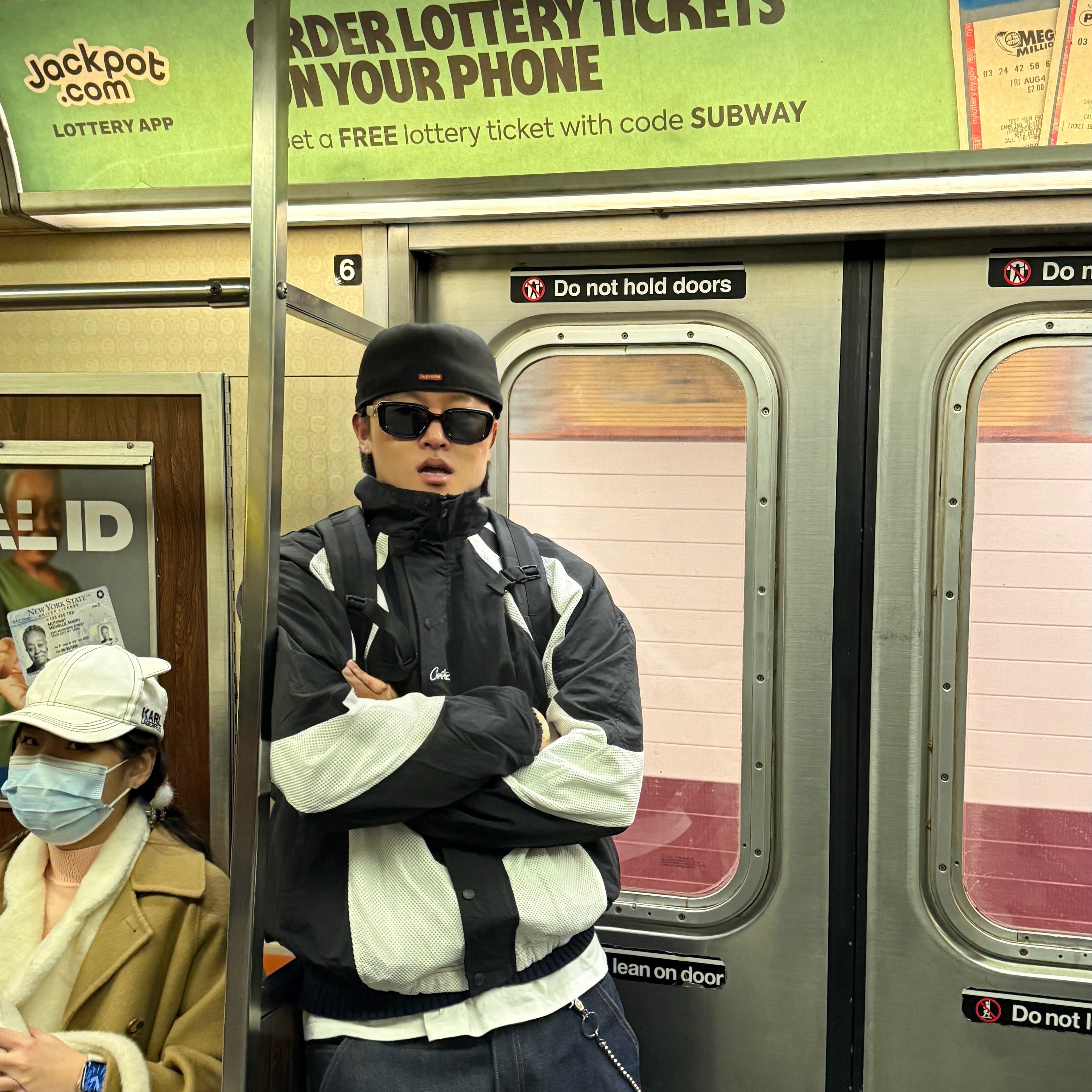 Corteiz Vertigo Shuku Jacket Black White, Supreme x New Era Screw Ball S Logo Black - 24FW 착용 스타일 - 3