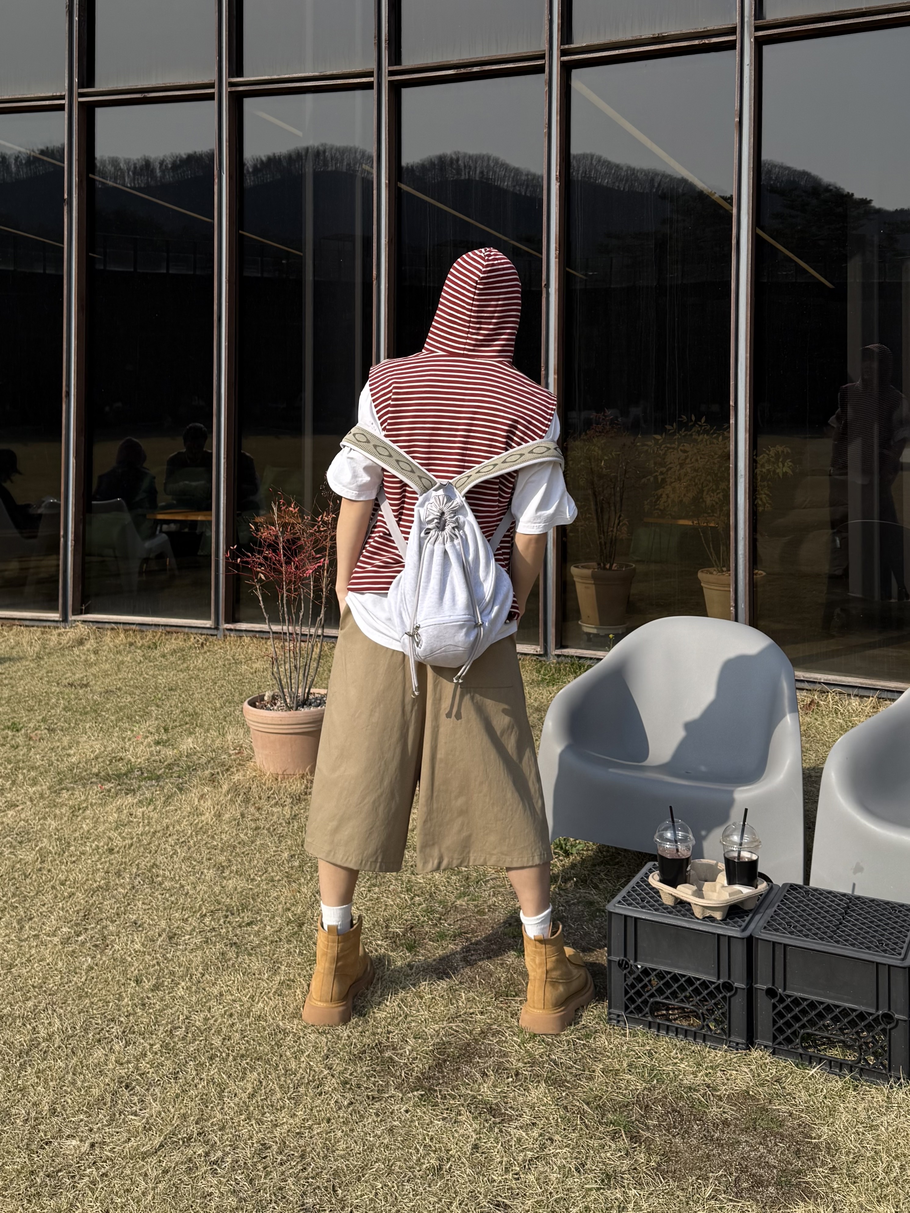 Mischief Drawstring Duffle Bag Light Melange Grey 착용 스타일 - 2