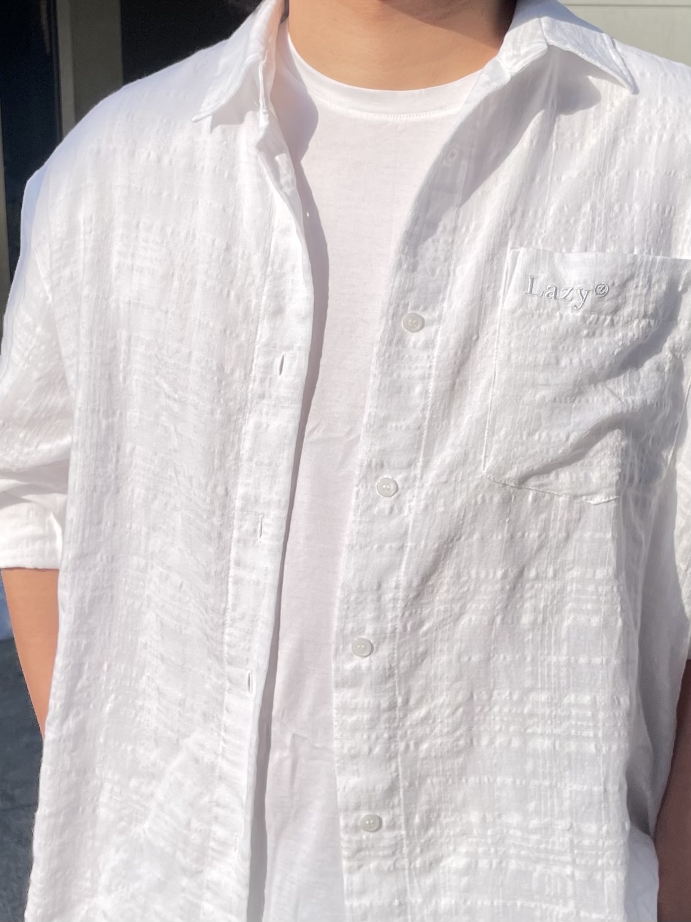LAZYZ Loose Fit Classic Check Shirt White 착용 스타일