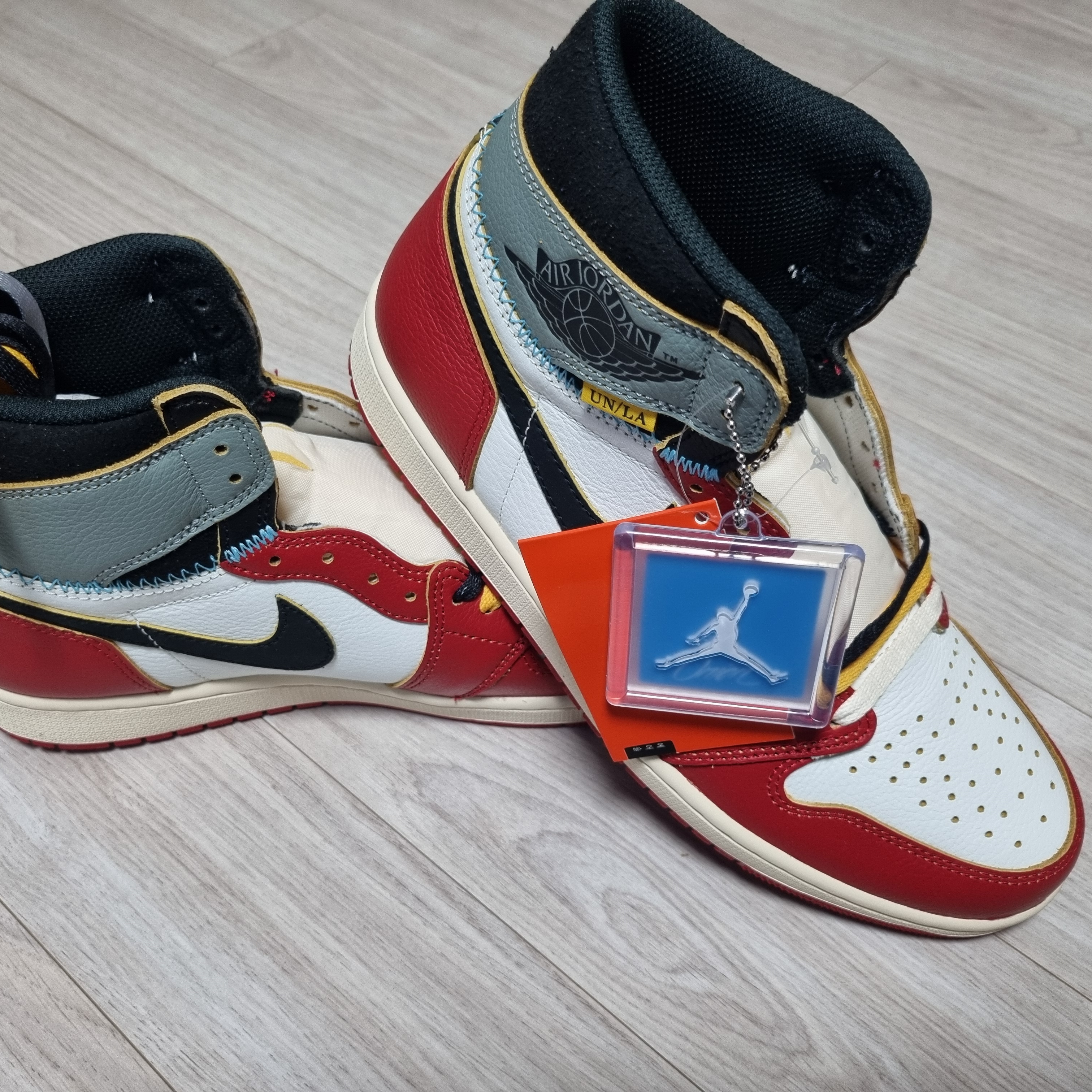 Jordan 1 x Union Retro High OG Chicago Shadow 착용 스타일 - 2