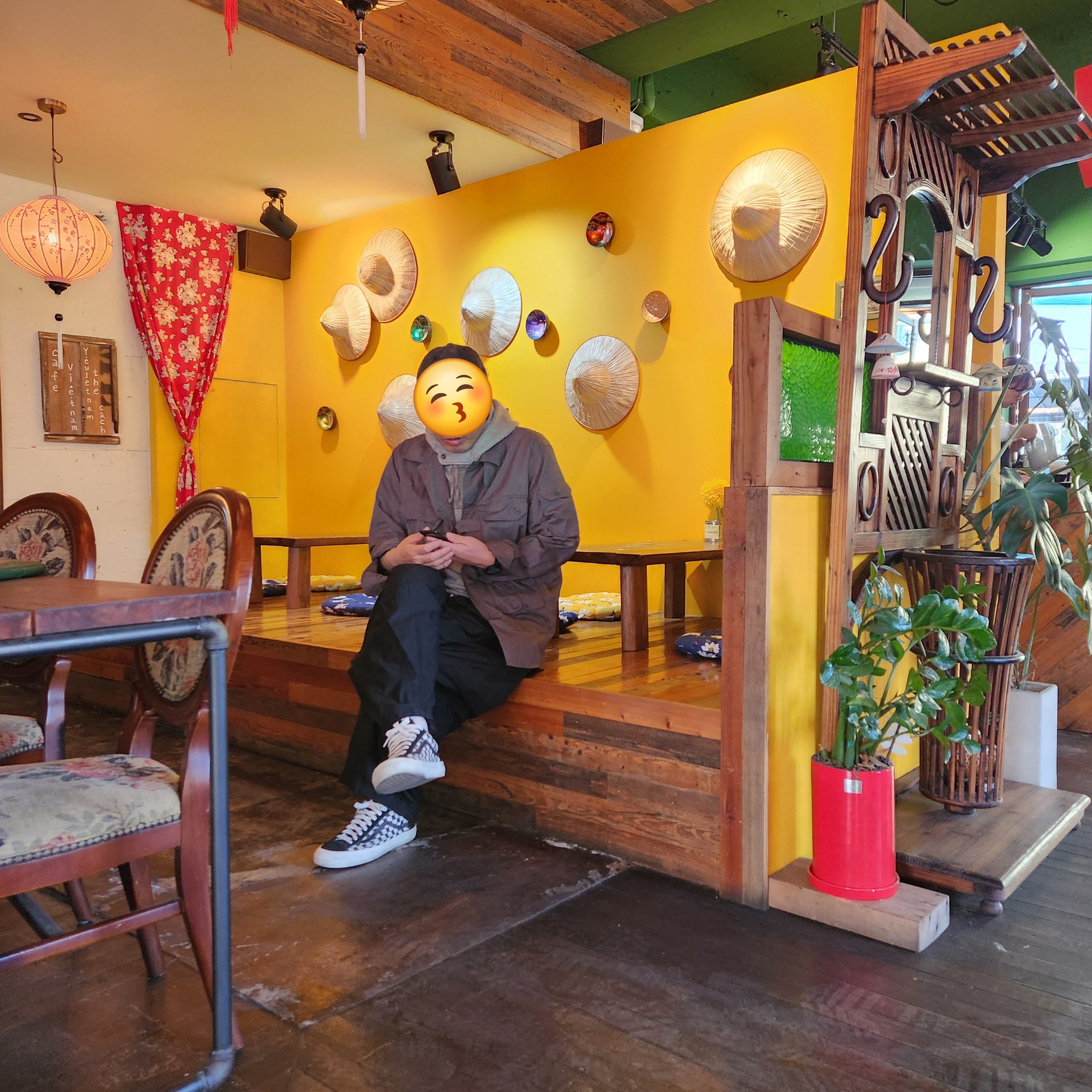 Vans Vault x Modernica Style 36 LX Checkerboard, Needles H.D. BDU Pants Black 착용 스타일 - 2