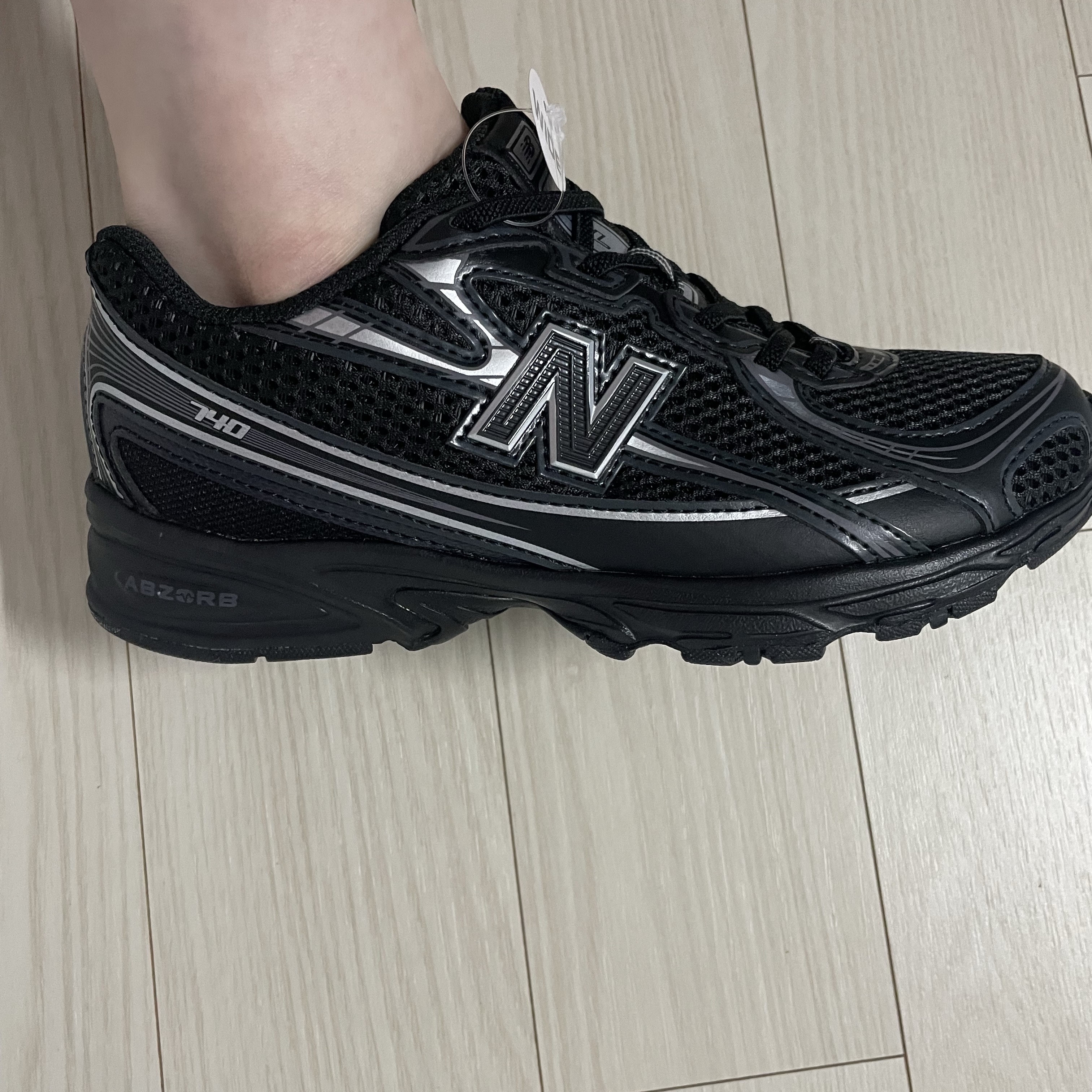 (PS) New Balance 740 Black - Wide, New Balance 530 White 착용 스타일 - 2