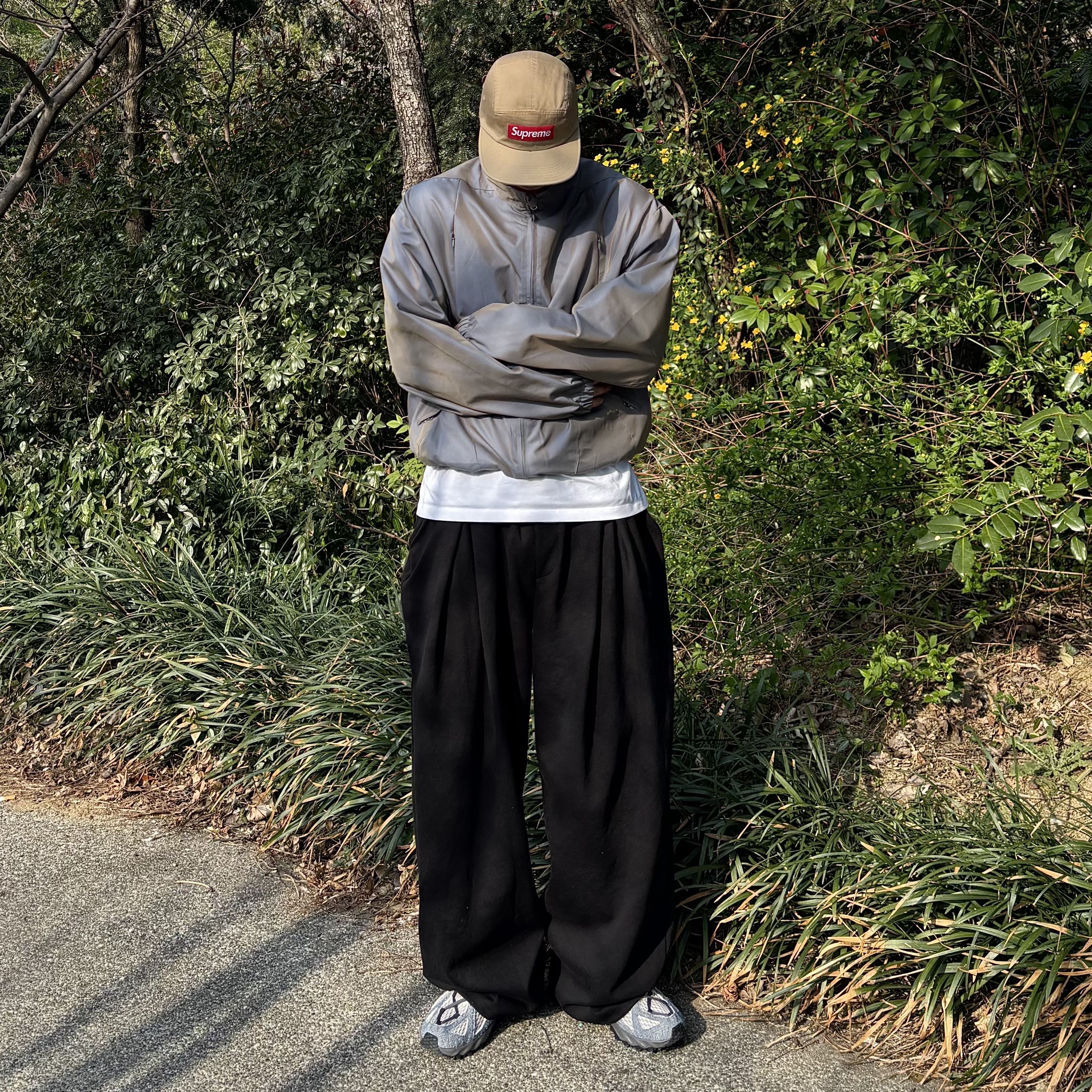 Supreme Washed Chino Twill Camp Cap Tan - 24FW, New Balance ML610 Dark Arctic Grey Moonrock 착용 스타일 - 2