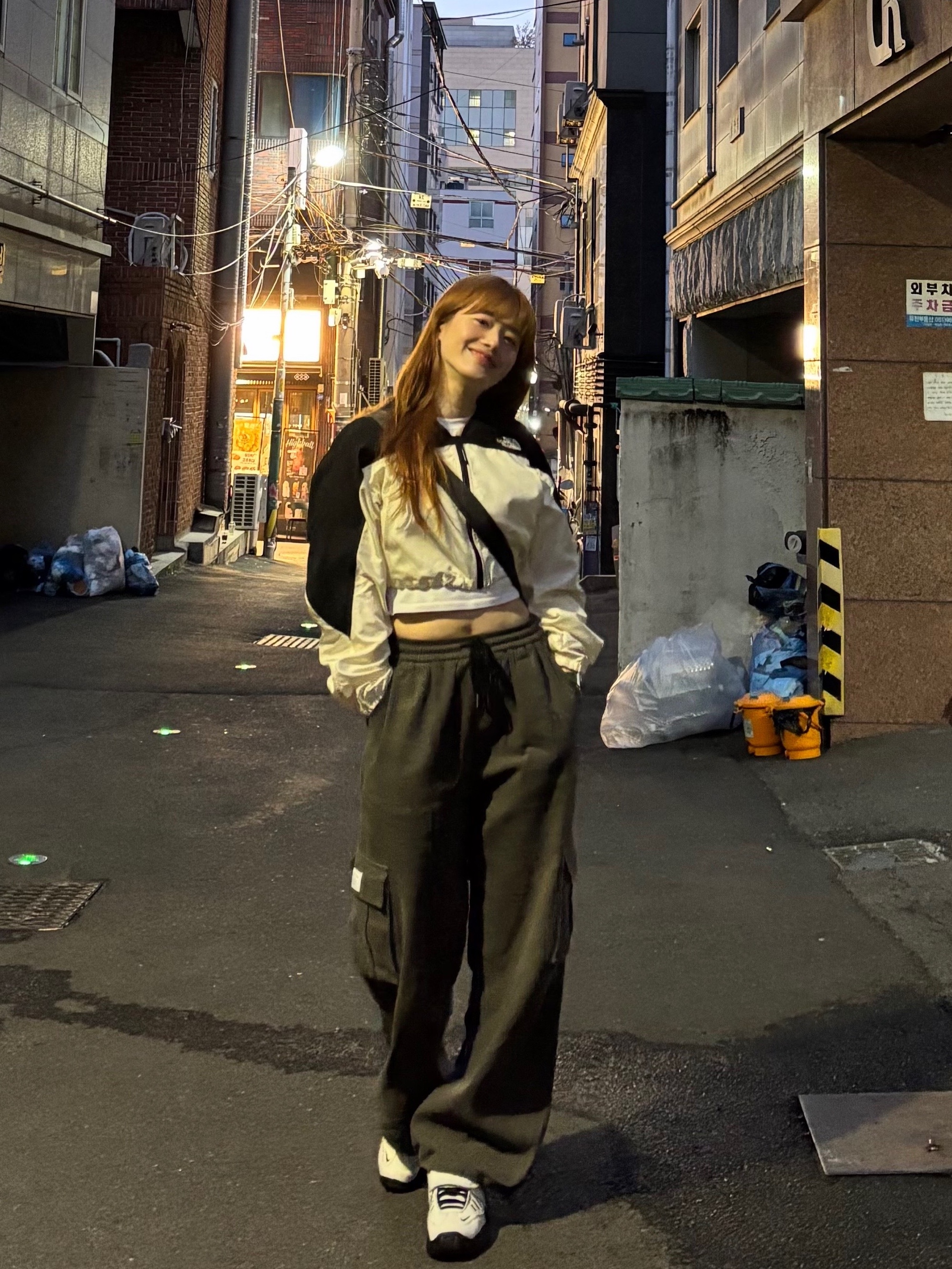 (W) The North Face White Label Martis Light Jacket Cream, Nike x Ambush Air Adjust Force SP Summit White and Black 착용 스타일 - 2