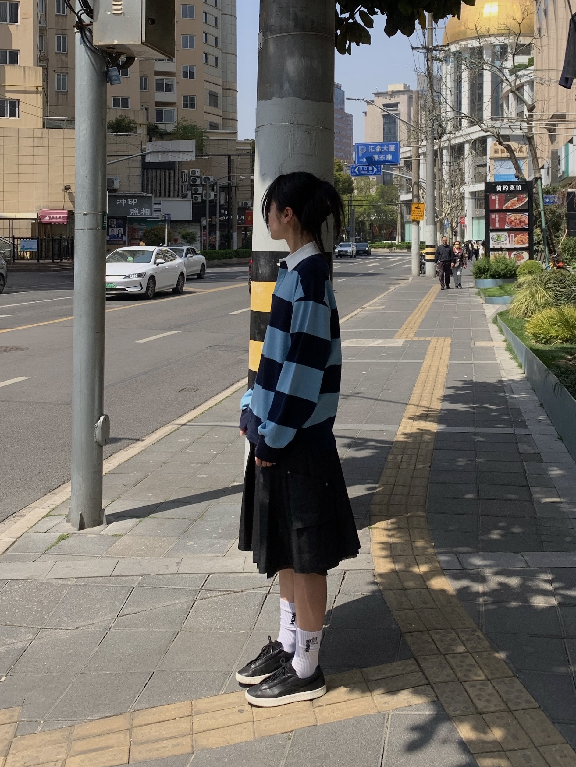 WET TAG 2way Stripe Rugby T-Shirt Blue/Navy, WET TAG Slanted Pocket Belted Pleats Skirt 착용 스타일 - 2