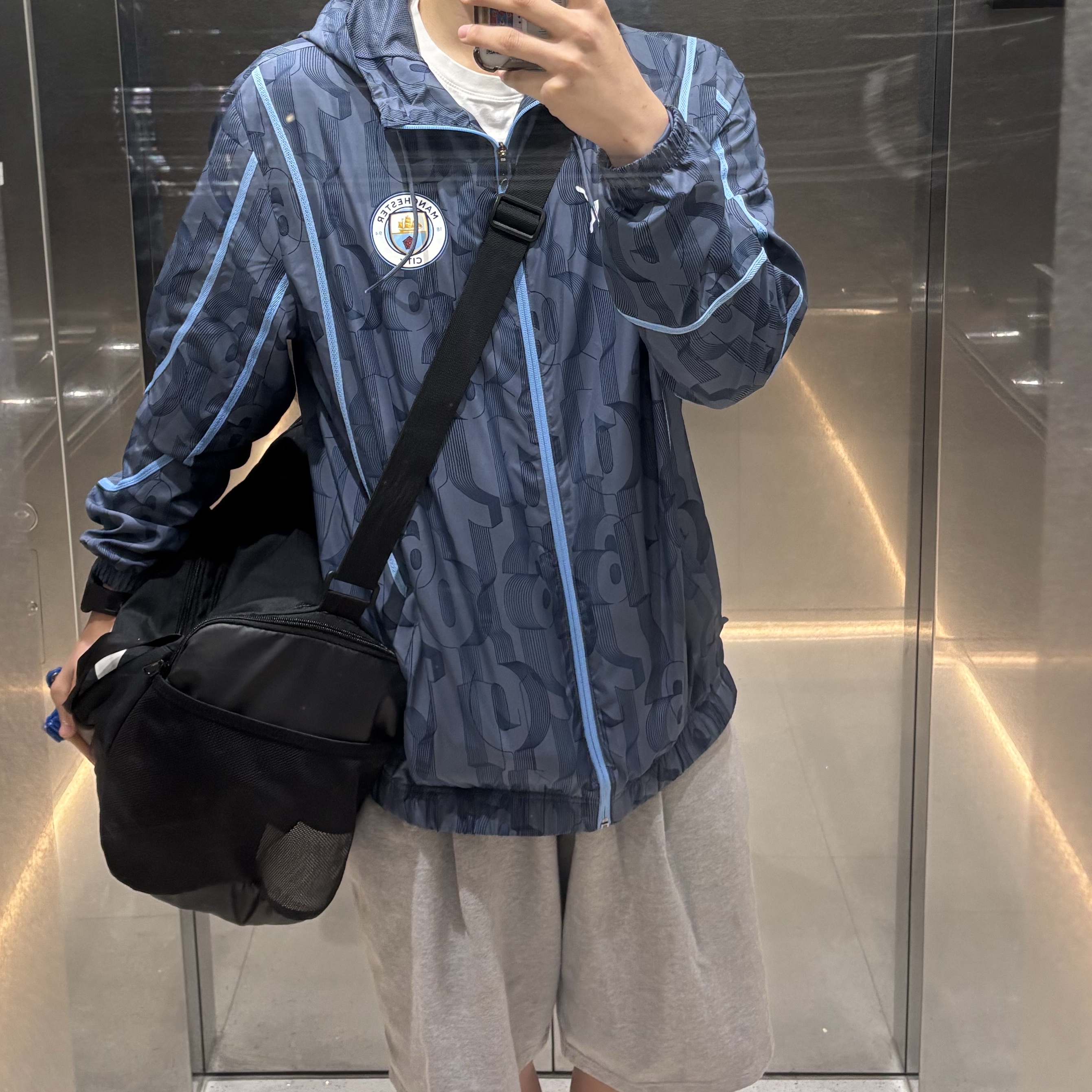 Puma Manchester City Prematch Woven Jacket Inky Blue 착용 스타일