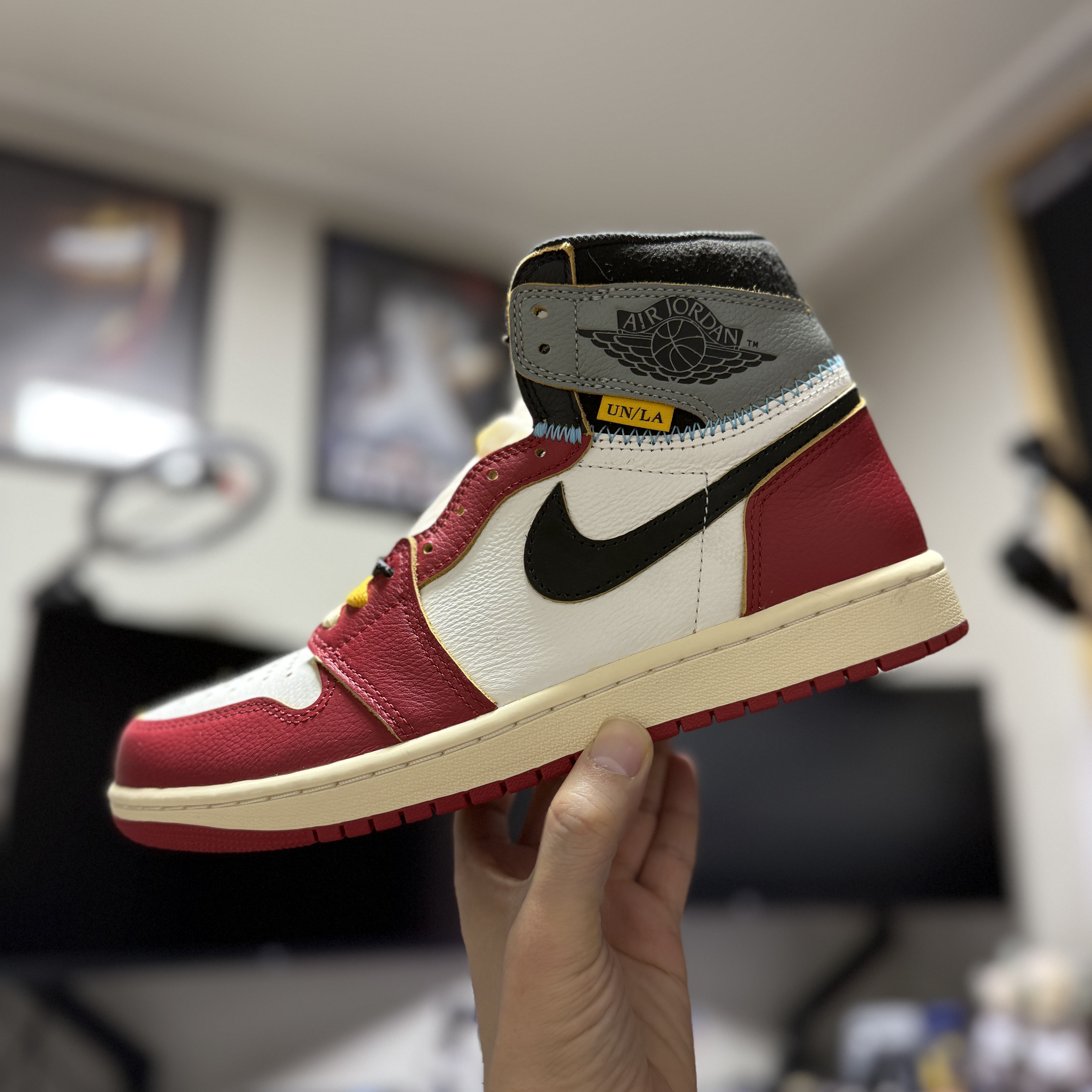 Jordan 1 x Union Retro High OG Chicago Shadow 착용 스타일 - 2