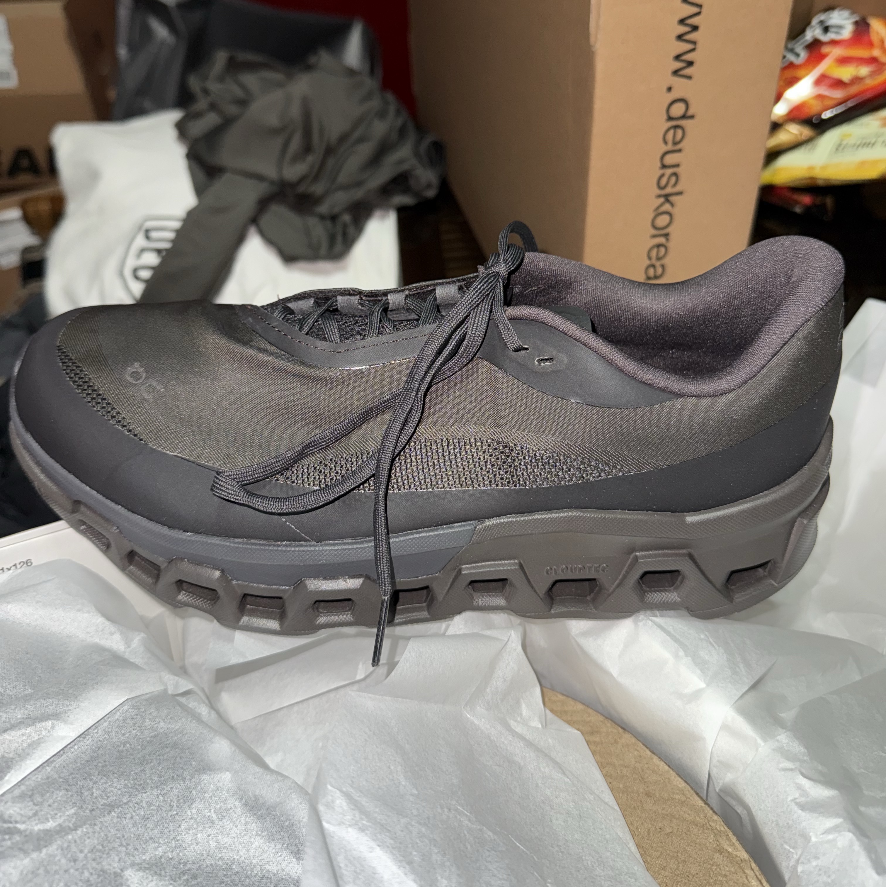 On Running x Post Archive Faction (Paf) Cloudmonster 2 Thorn Brown 착용 스타일 - 1