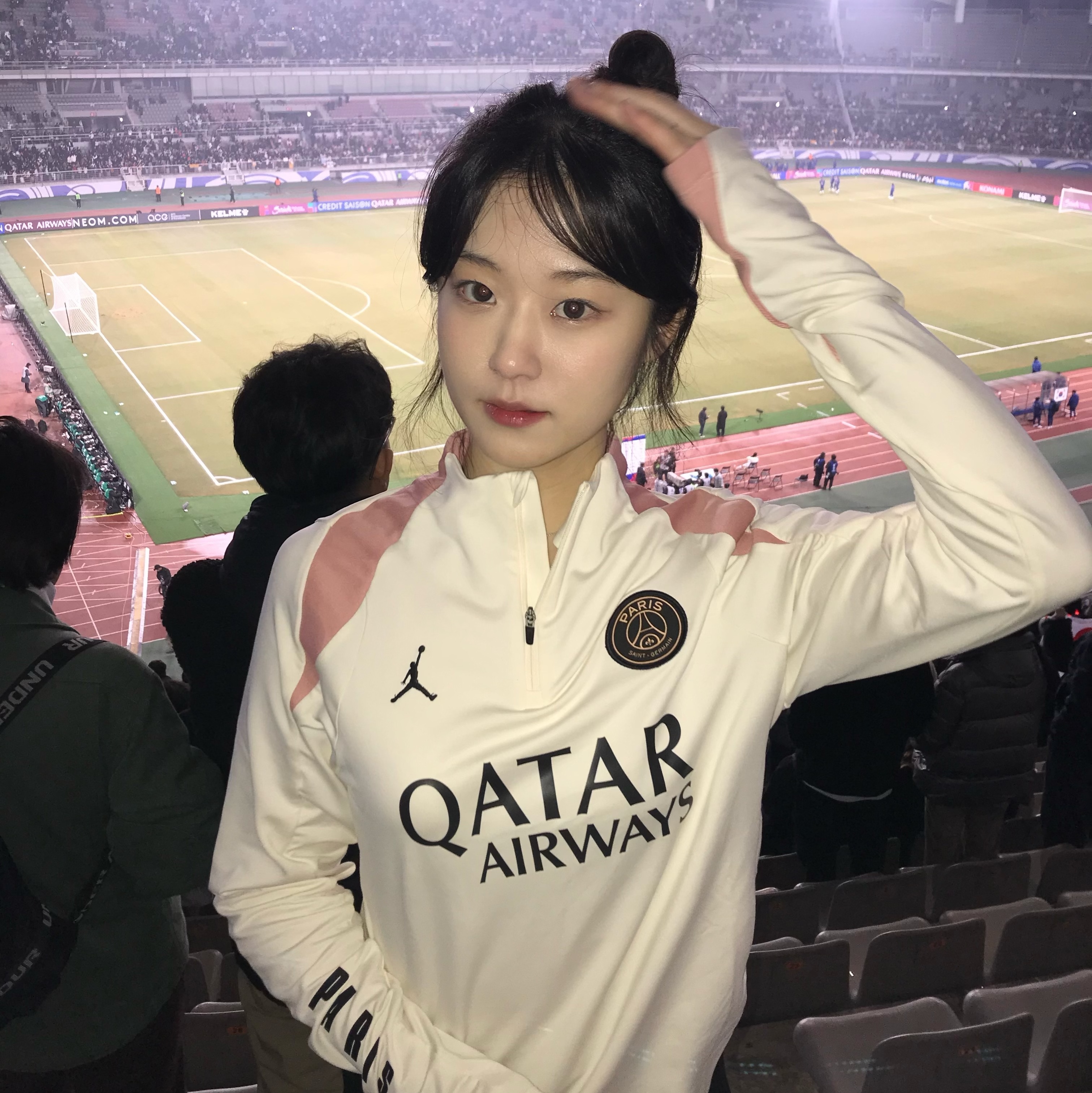 Jordan x Paris Saint-Germain Dri-Fit Strike Third Soccer Drill Top Pale Ivory Rust Pink (Non Marking Ver.) 착용 스타일