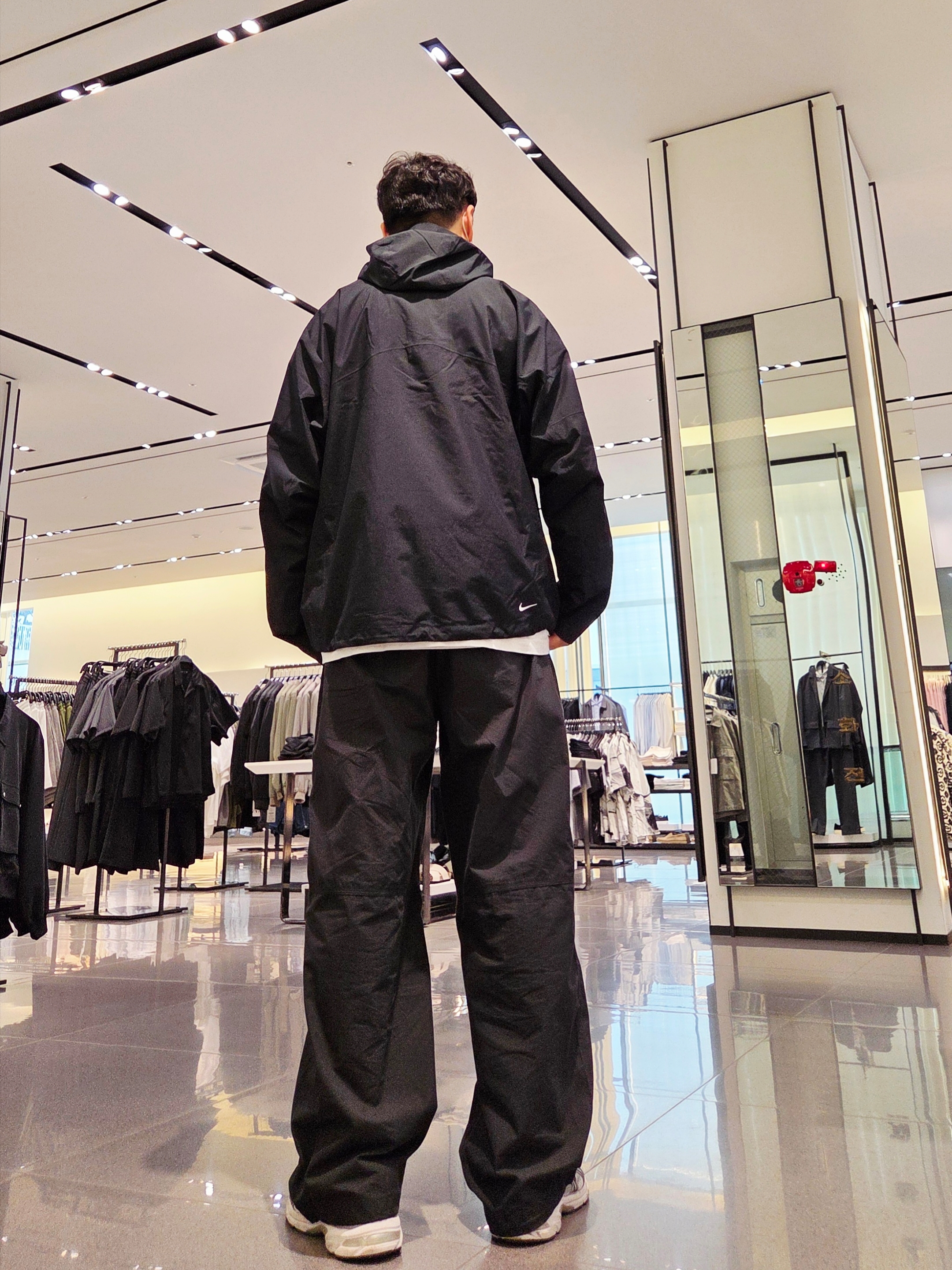 Nike ACG Storm-Fit ADV Cascade Rains Full Zip Jacket Black - Asia, Asics Gel-1130 White Black 착용 스타일 - 3