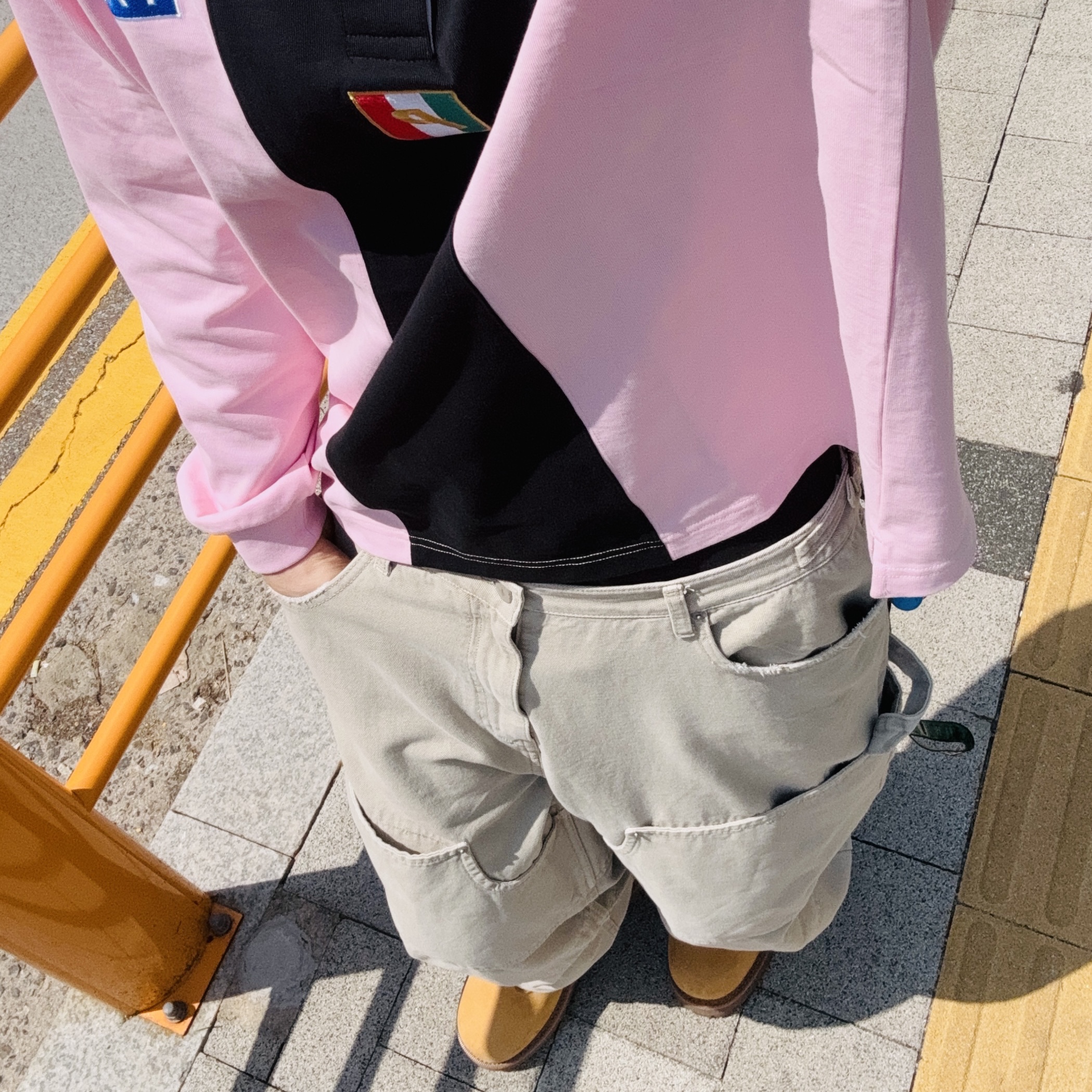 Palace Paly Rugby Lush Flush - 25SS, Nonnod Double Knee Cover Pants Vintage Beige 착용 스타일