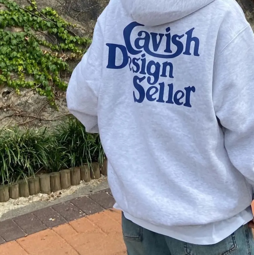 CAVISH Seller Logo Hoodie Light Grey Blue 착용 스타일