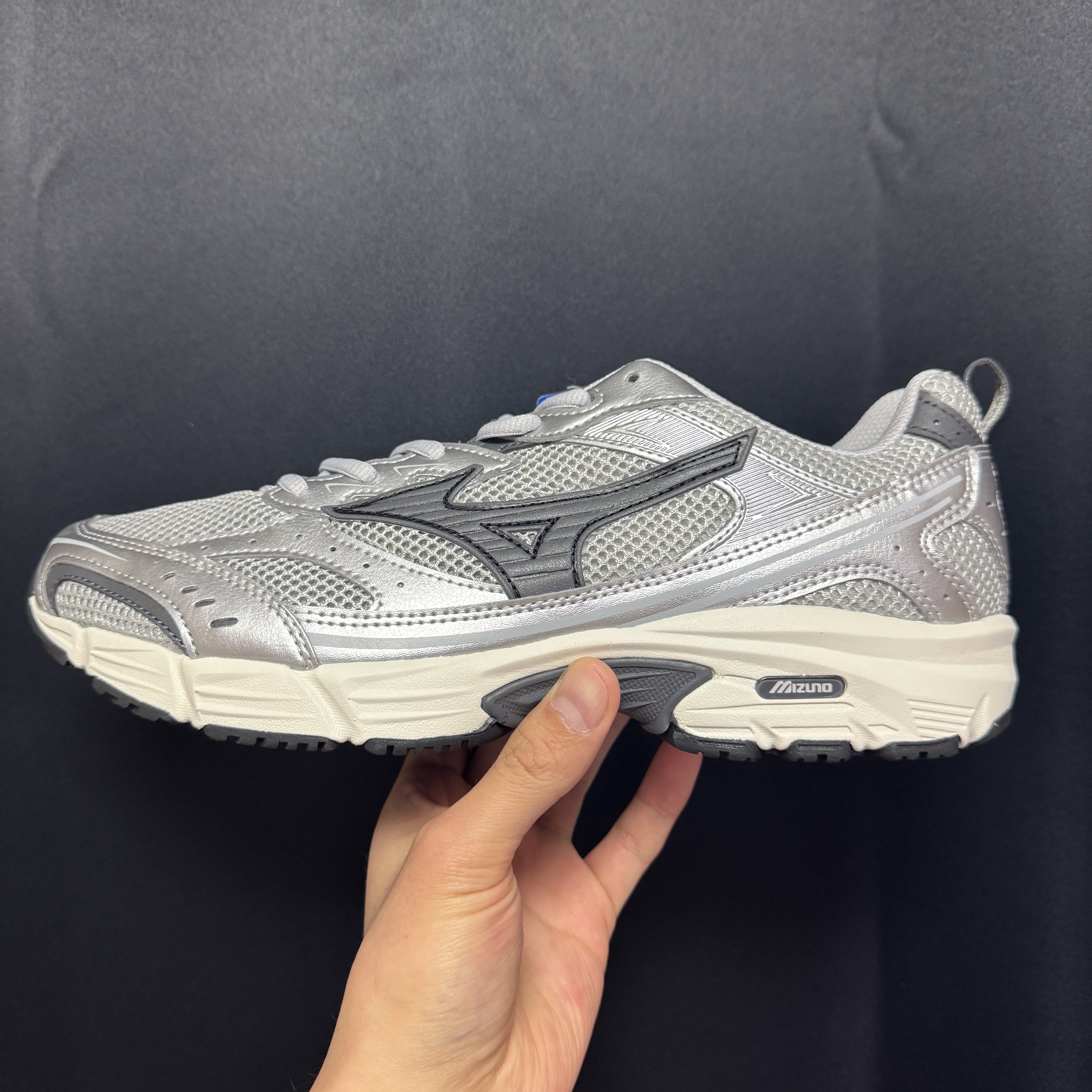 Mizuno MXR Harbor Mist Iron Gate 착용 스타일