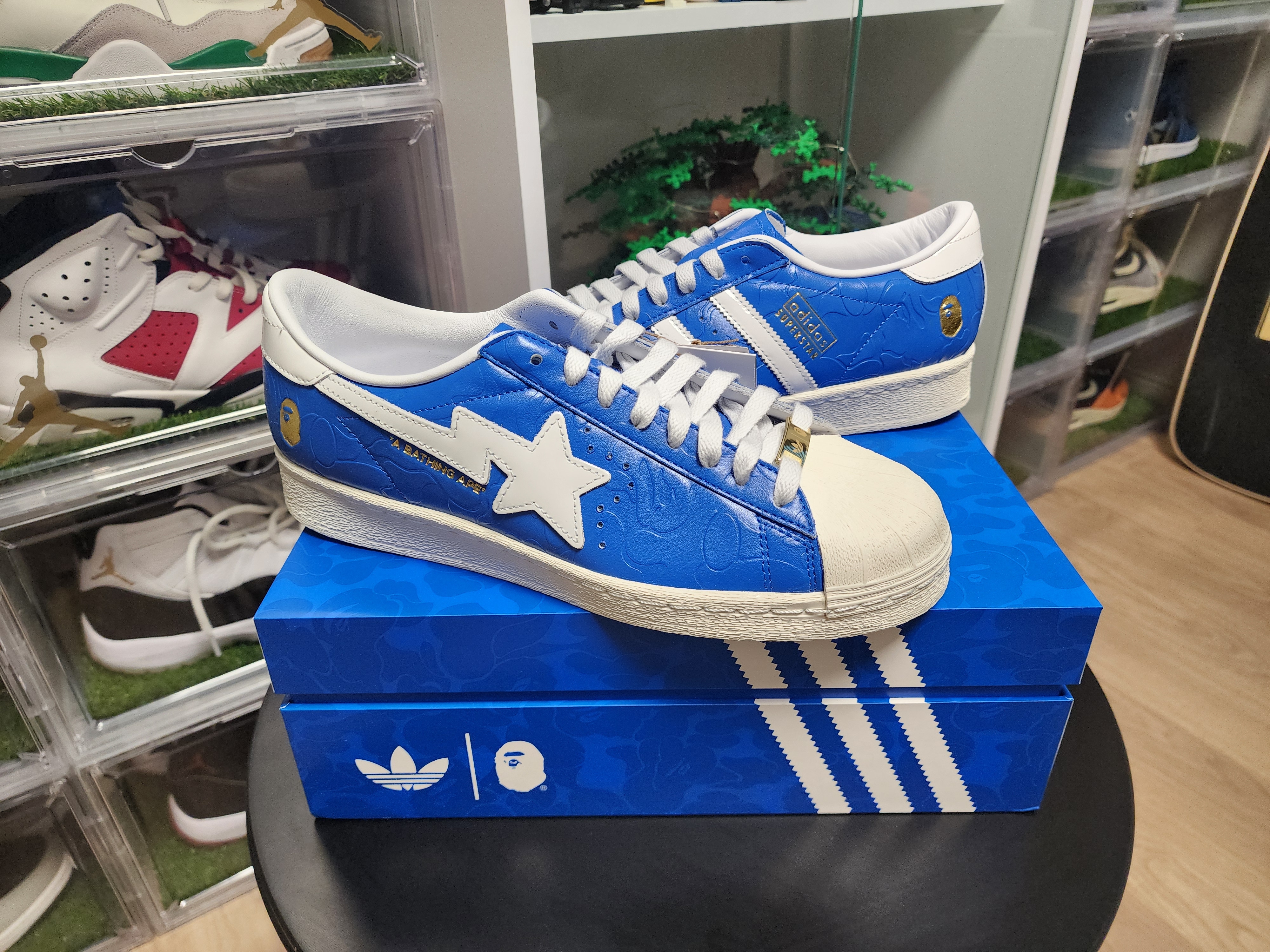 Adidas x BAPE Superstar Vintage Blue Cloud White 착용 스타일