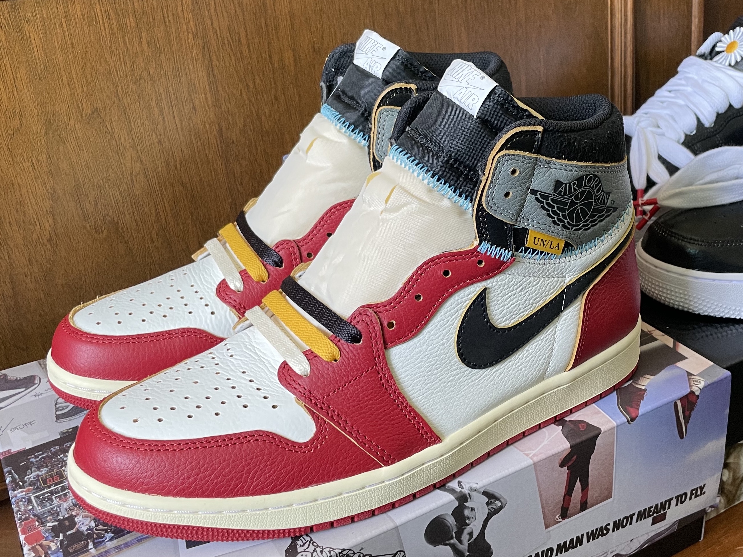 Jordan 1 x Union Retro High OG Chicago Shadow 착용 스타일 - 5