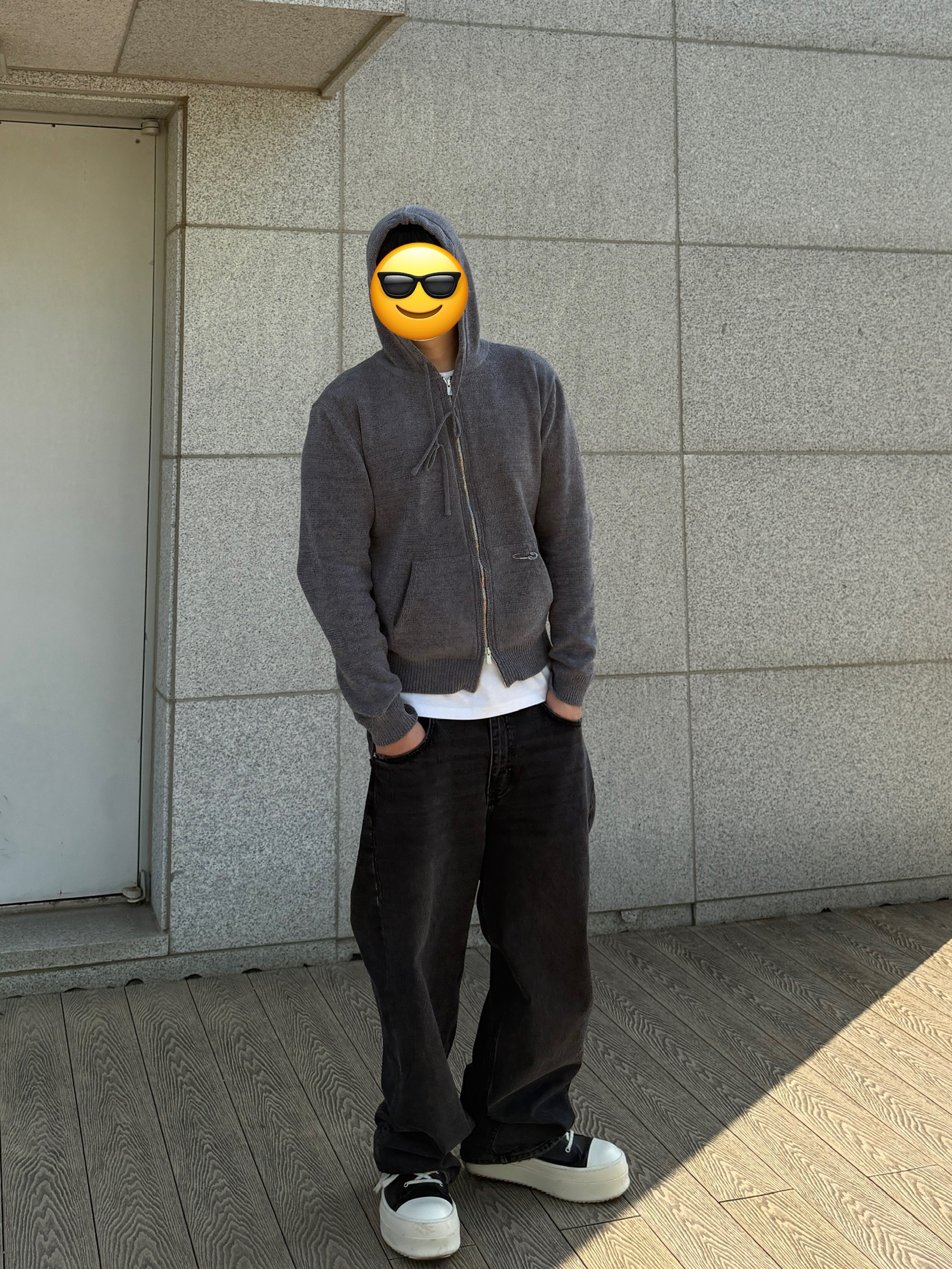 Rick Owens Mega Bumper Sneakers Black Milk 착용 스타일