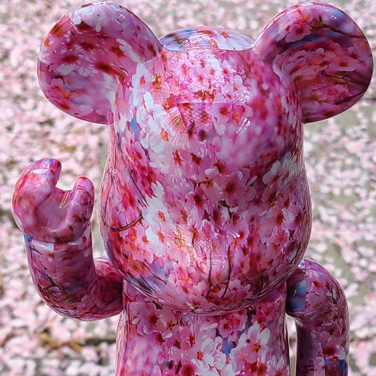 Bearbrick M / Mika Ninagawa Sakura 100% & 400% Set Pink 착용 스타일