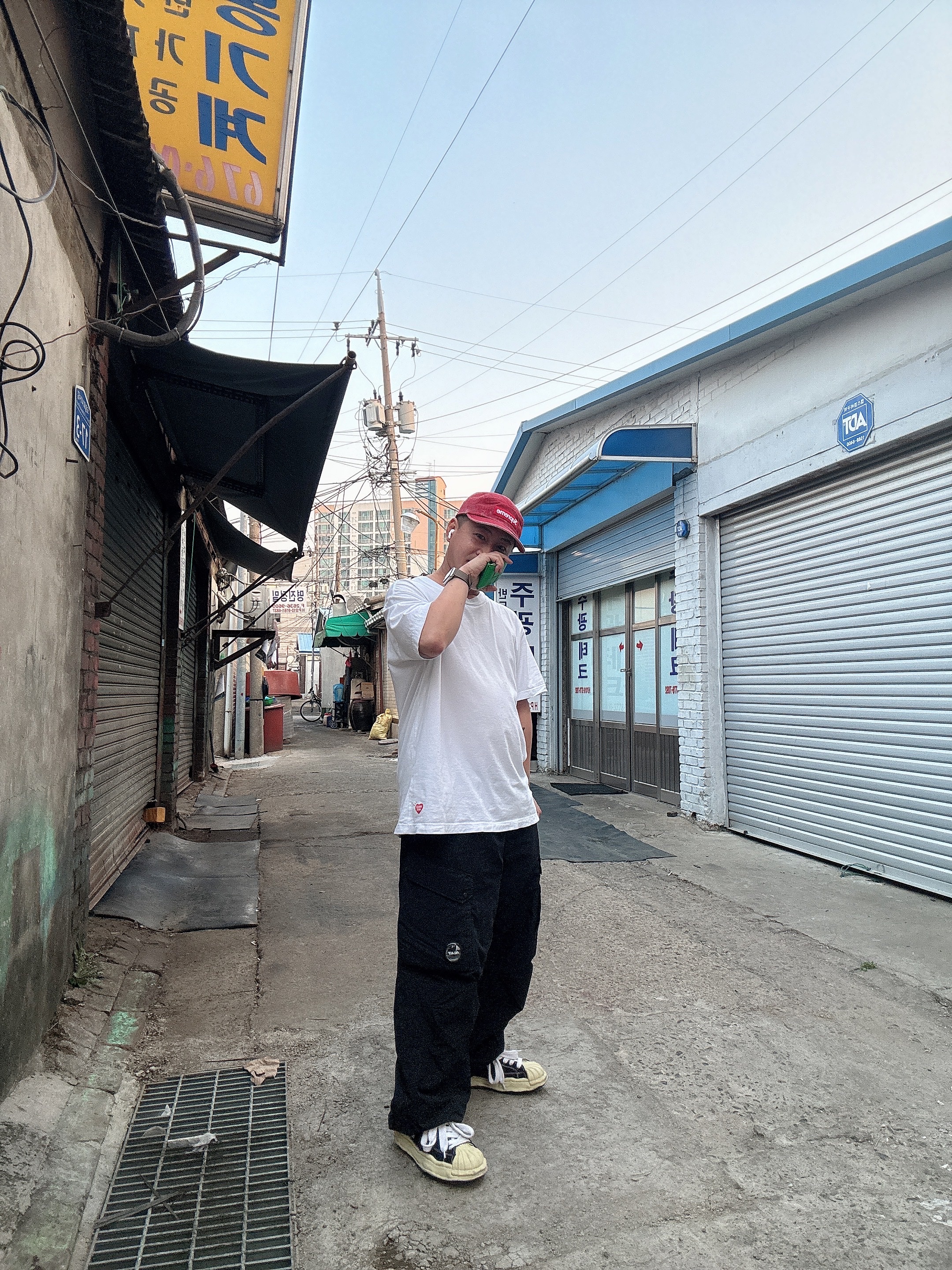 Human Made T-Shirts White (3 Pack), Maison Mihara Yasuhiro Blakey VL OG Sole Canvas Low-top Sneakers Black 착용 스타일 - 1