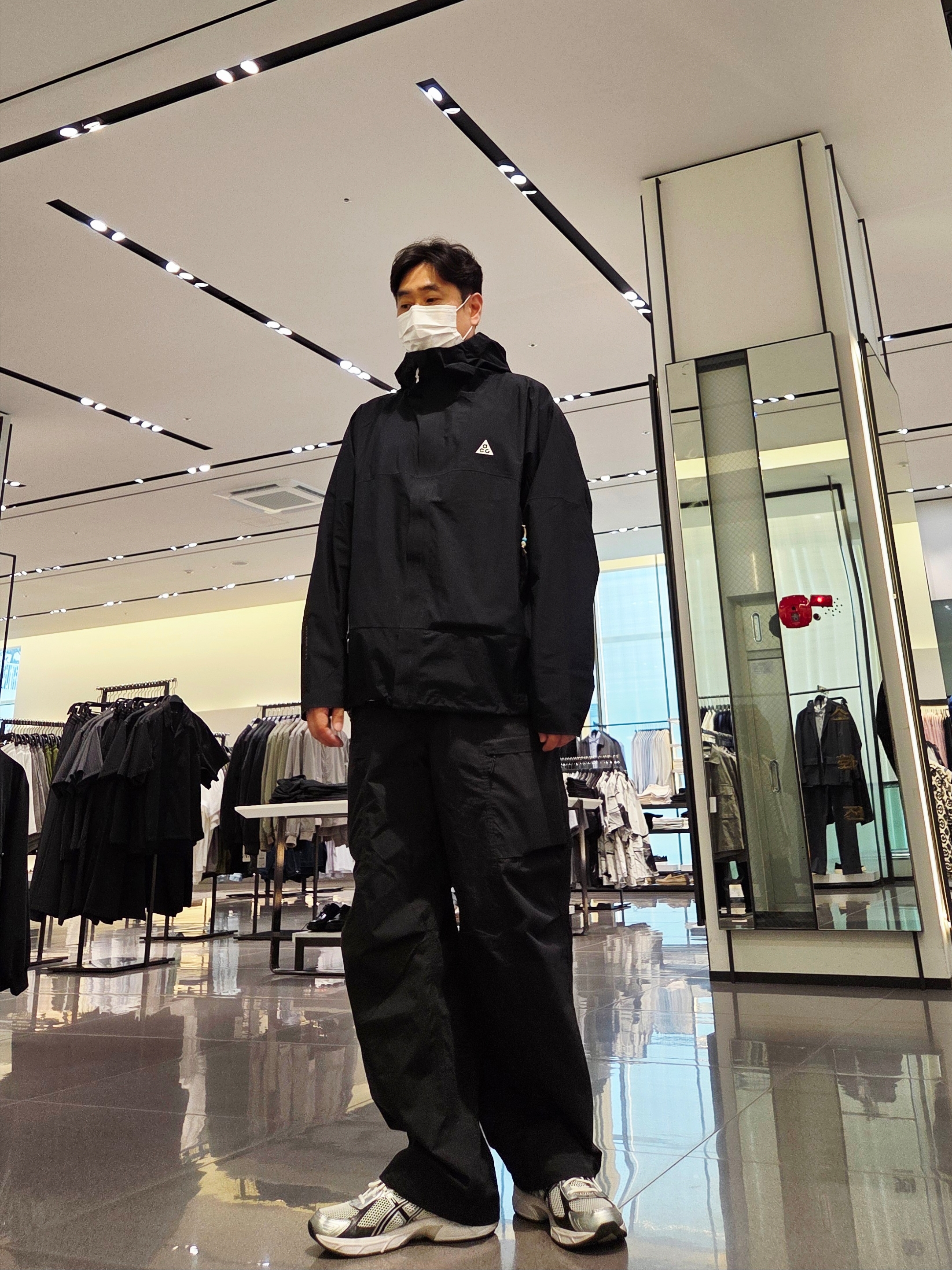 Nike ACG Storm-Fit ADV Cascade Rains Full Zip Jacket Black - Asia, Asics Gel-1130 White Black 착용 스타일 - 1