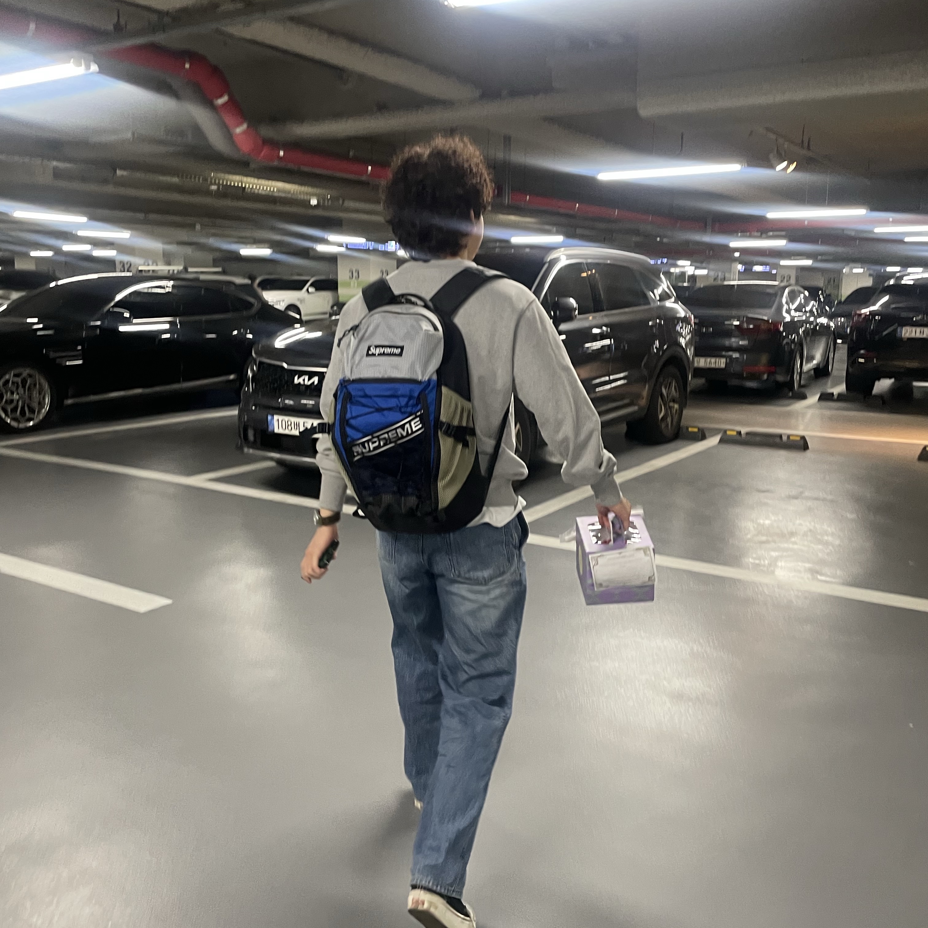 Supreme Backpack Blue - 23FW 착용 스타일