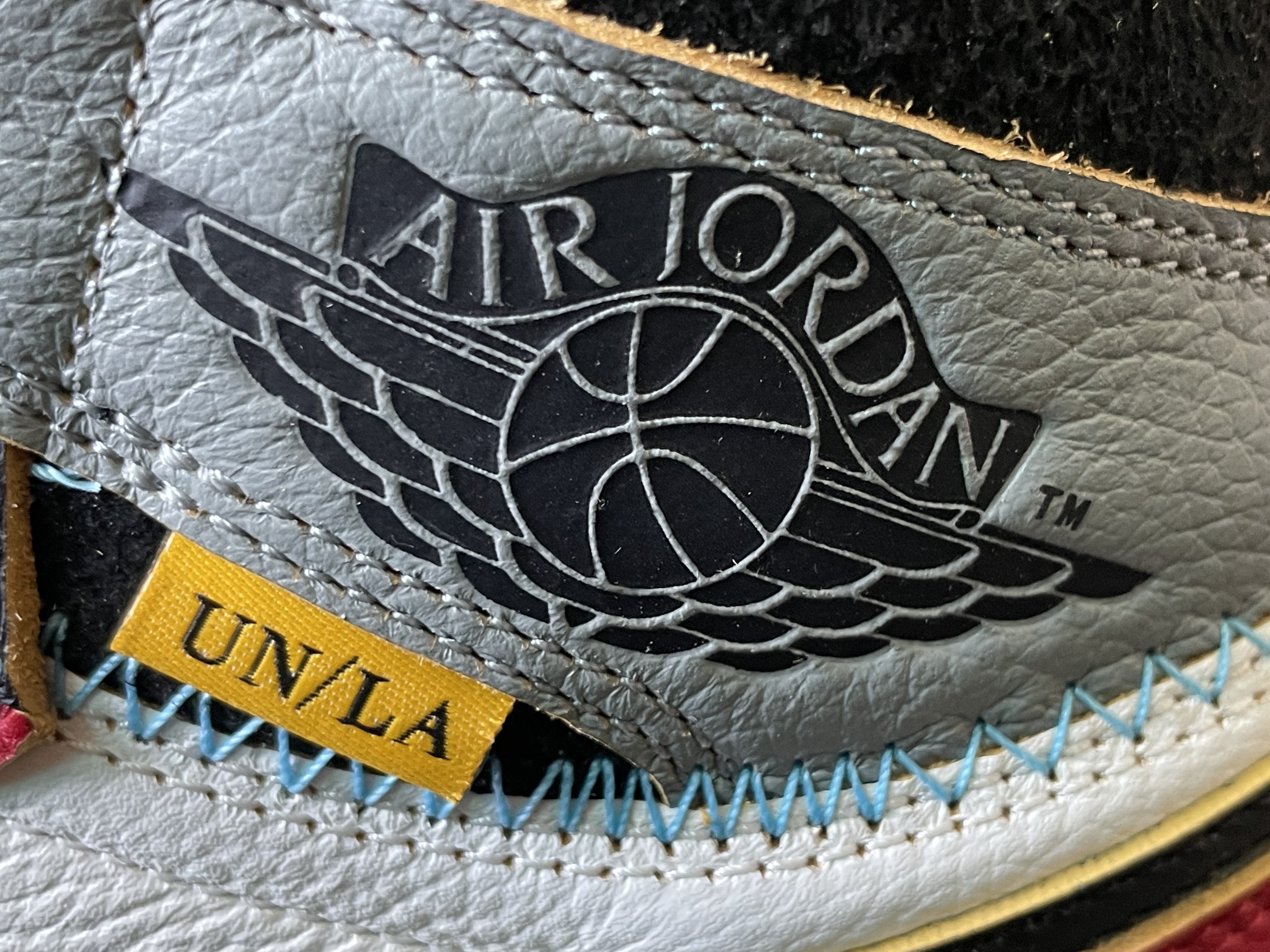 Jordan 1 x Union Retro High OG Chicago Shadow 착용 스타일 - 6