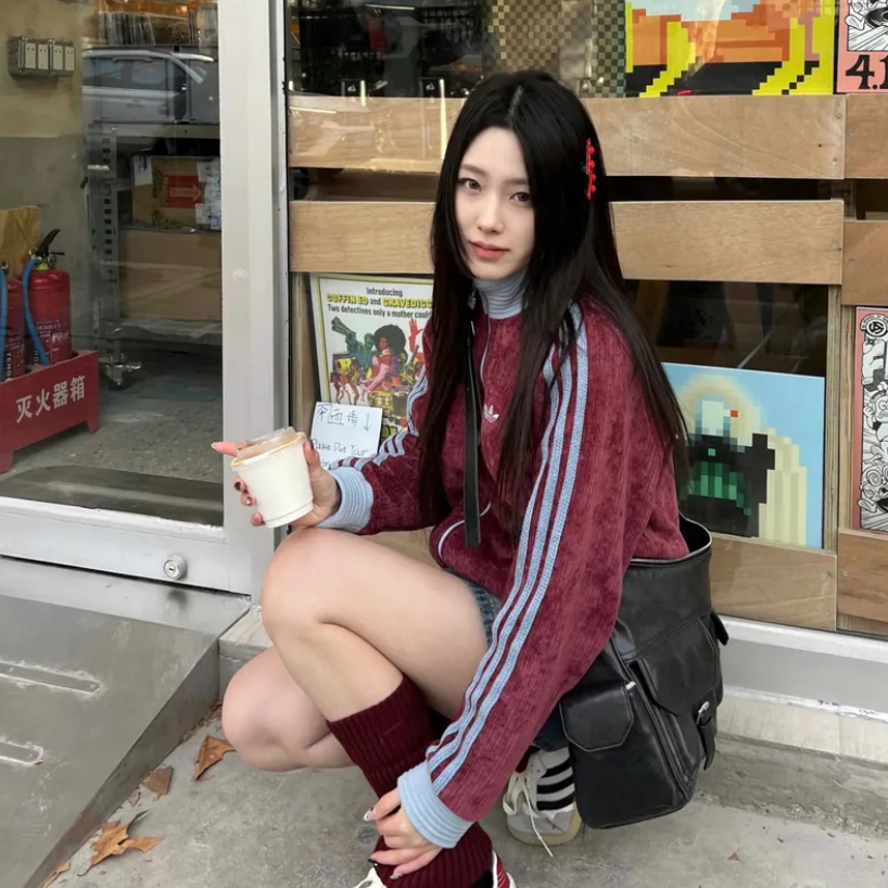 (W) Adidas Originals Year Of The Snake Retro Velvet Collared Track Top Dark Red - KR Sizing, Adidas Originals Beckenbauer Track Top Bliss - KR Sizing 착용 스타일 - 4