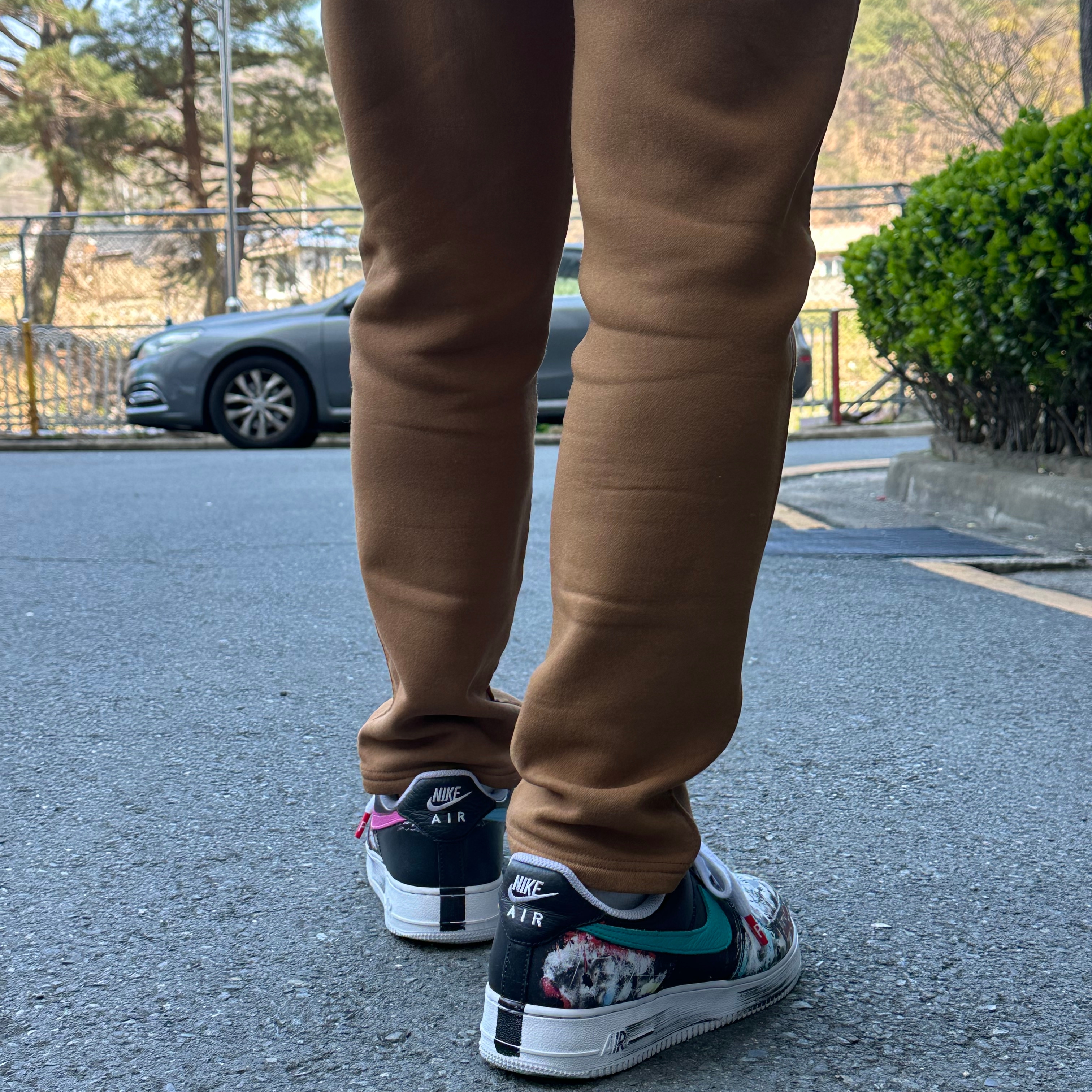 Nike x Peaceminusone Air Force 1 Low Para-Noise 3.0 Black and Multicolor 착용 스타일 - 2