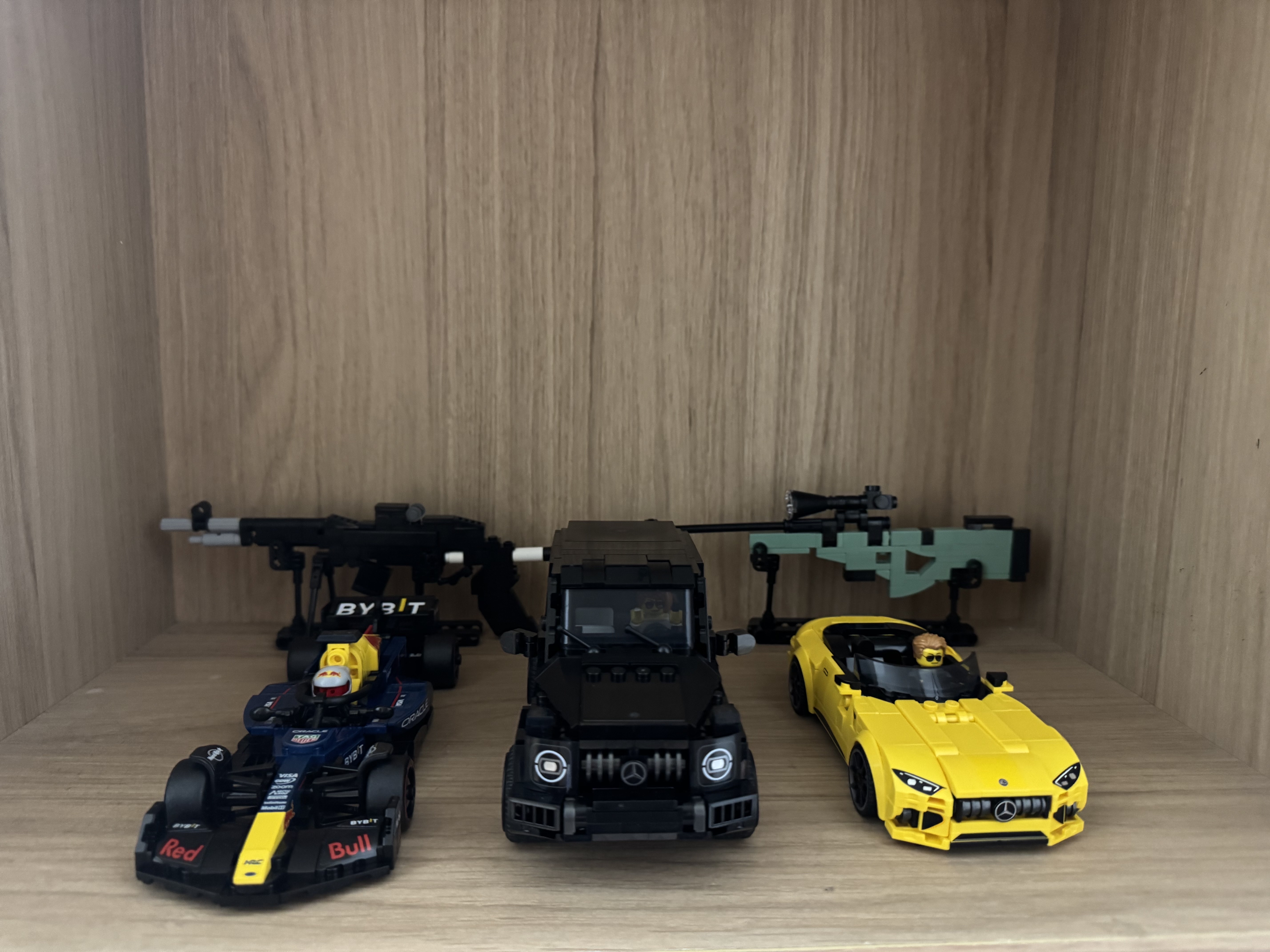 Lego Mercedes-AMG G 63 & Mercedes-AMG SL 63, Lego Oracle Red Bull Racing RB20 F1 Race Car 착용 스타일