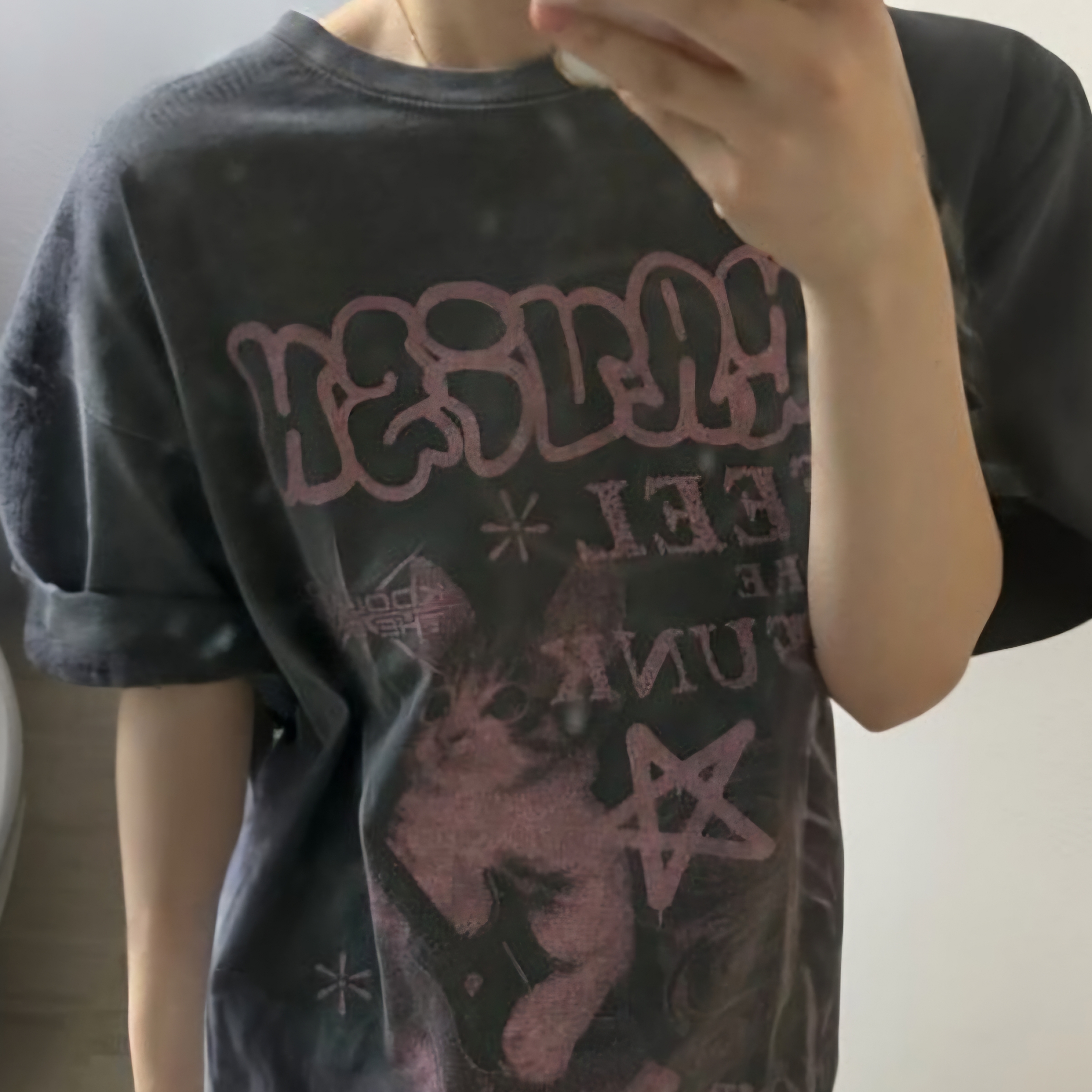 CAVISH Mega Cyclone Pigment SS Tee Charcoal 착용 스타일