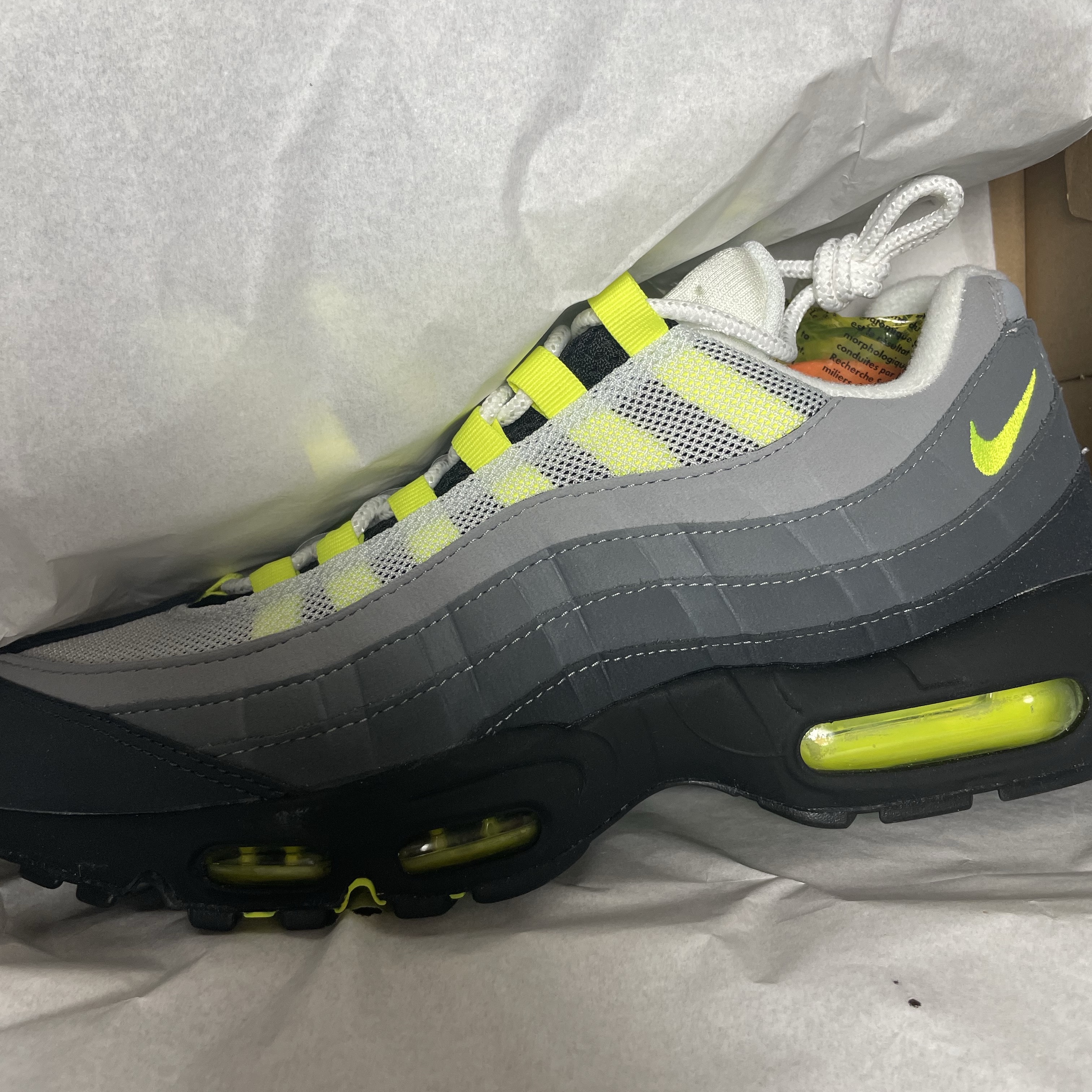 Nike Air Max 95 OG Neon Yellow 2020 착용 스타일