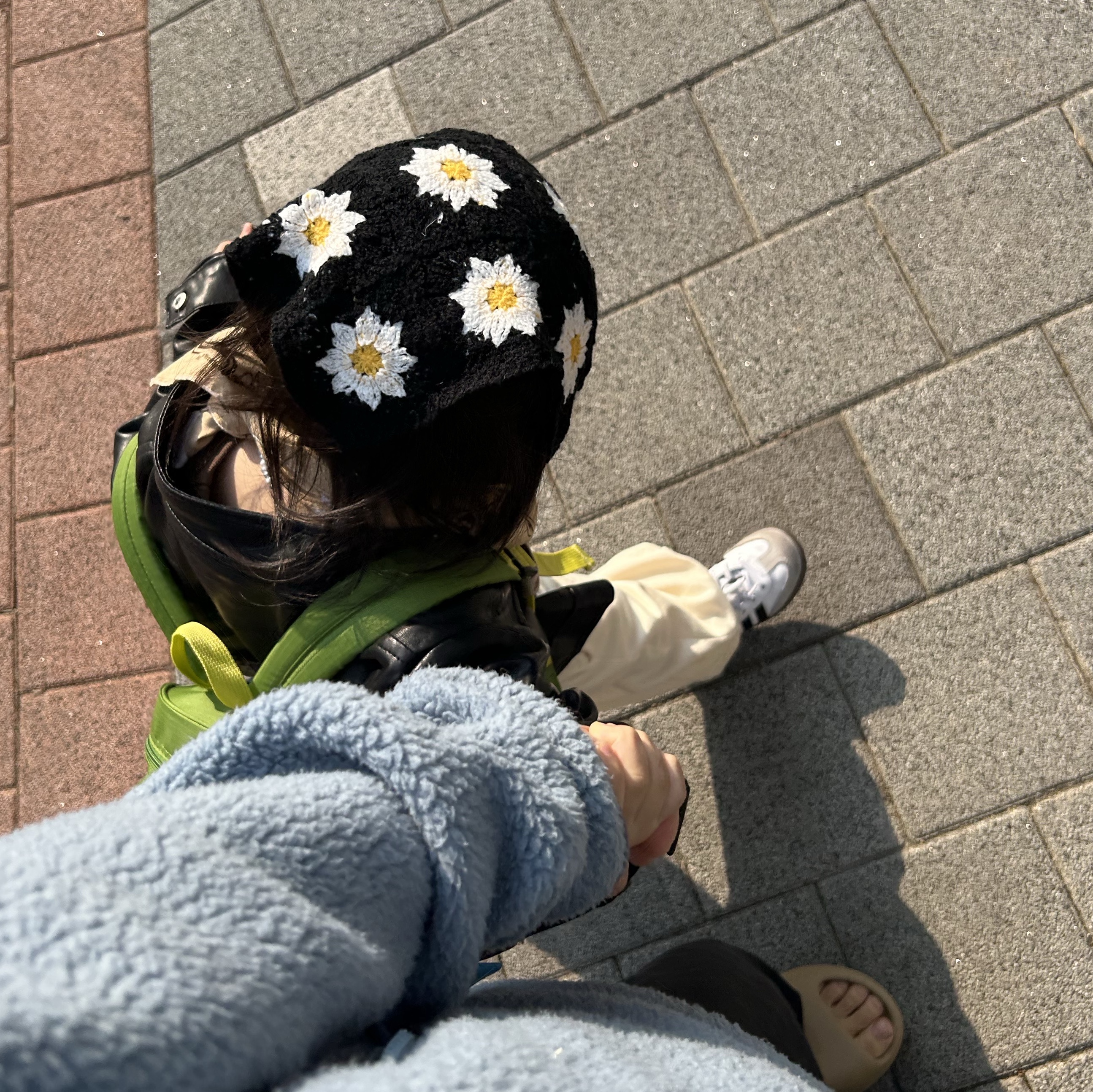 G-DRAGON Ubermensch Official Light Stick, G-DRAGON Ubermensch Long Sleeve T-Shirt Black 착용 스타일 - 4