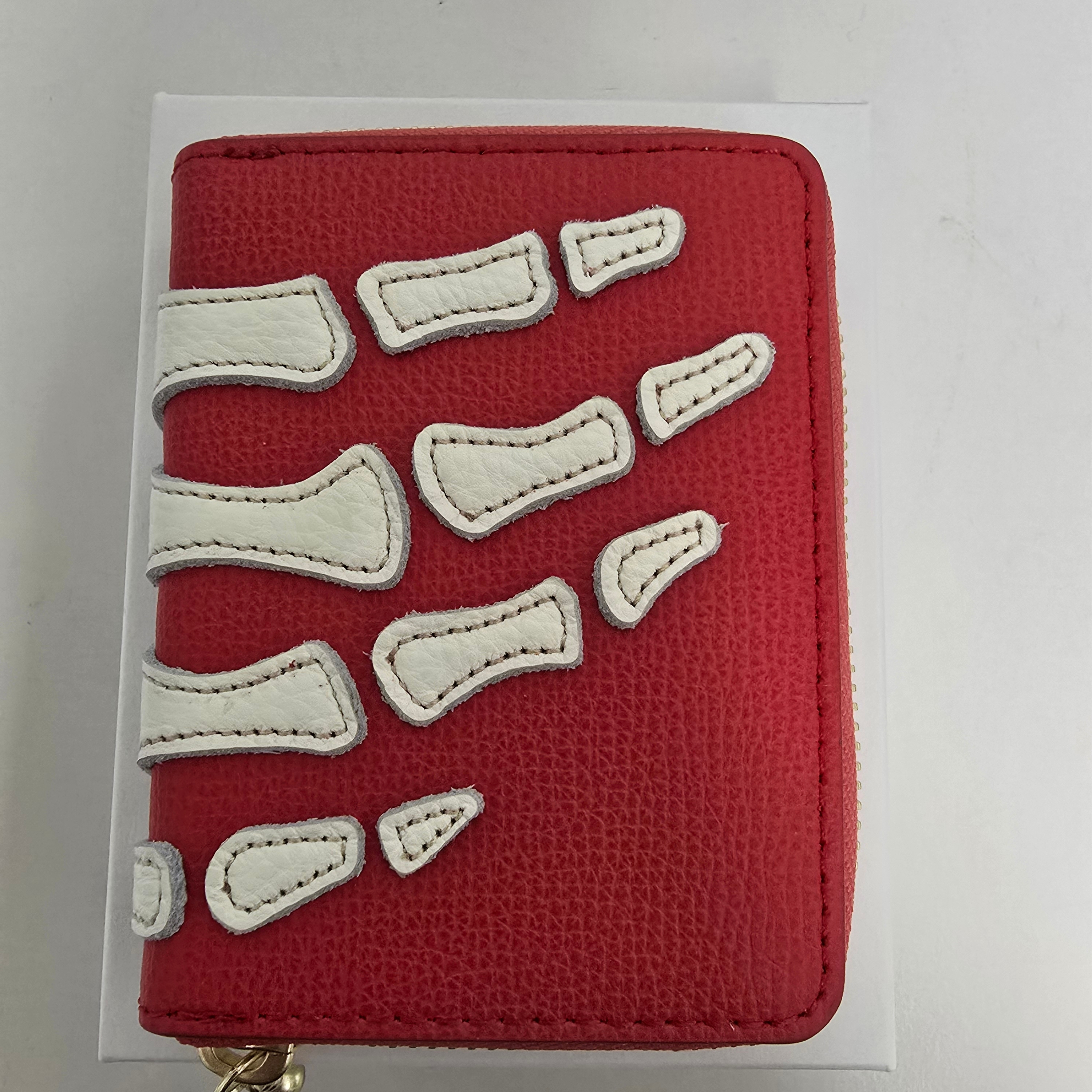 Kapital Thumbs Up Bone Hand Zip Mini Wallet Red 착용 스타일