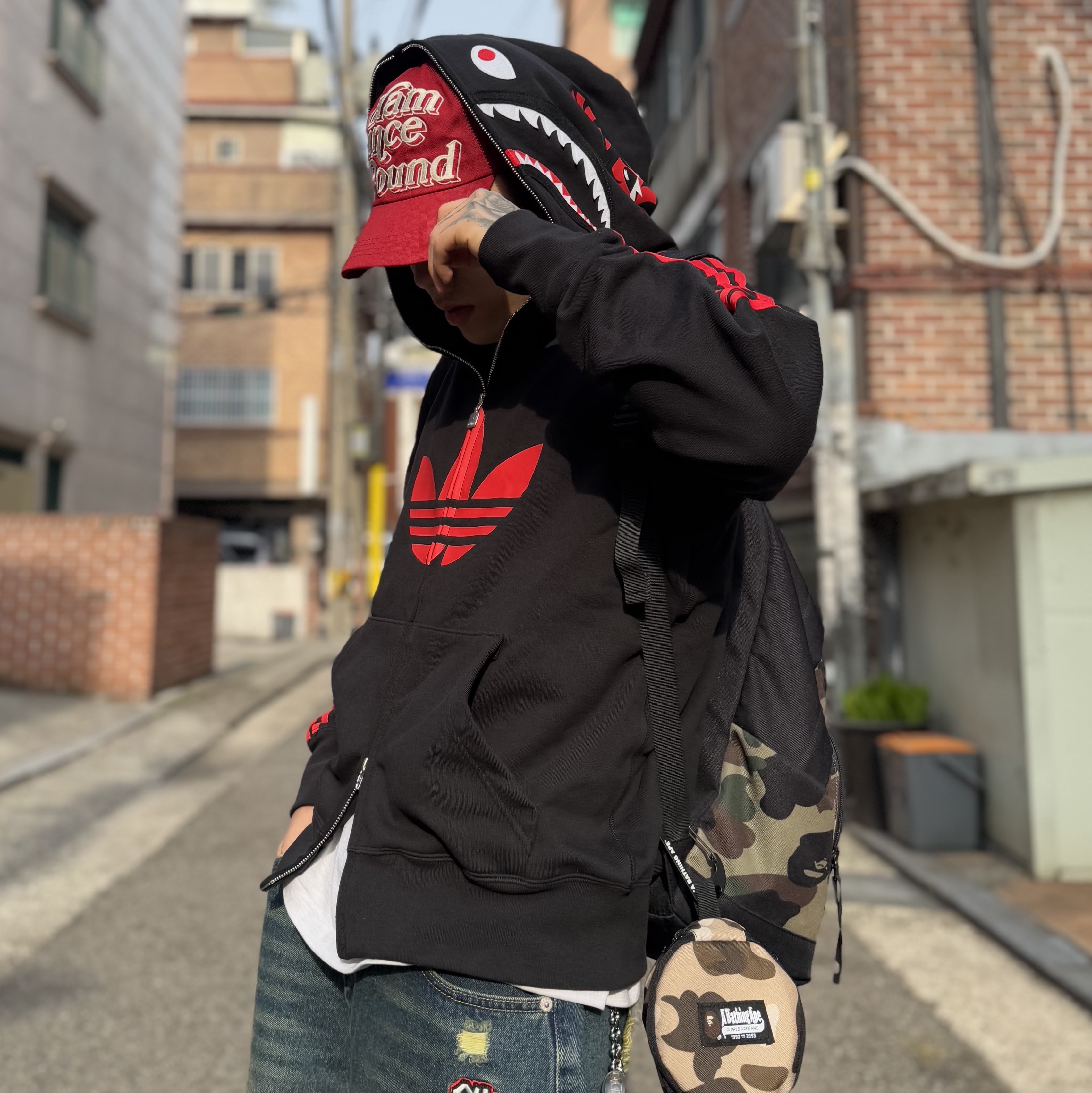 Adidas x BAPE Ultimate Shark Hoodie Black - KR Sizing 착용 스타일 - 1