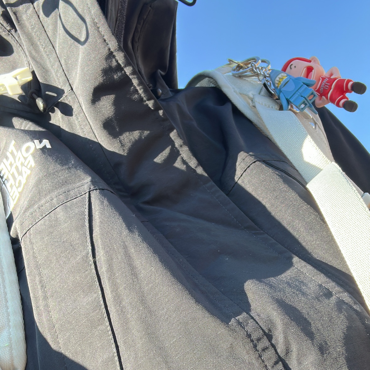 The North Face Hi Mountain Jacket Black, Nike Utility Speed Backpack 27L Light Silver 착용 스타일