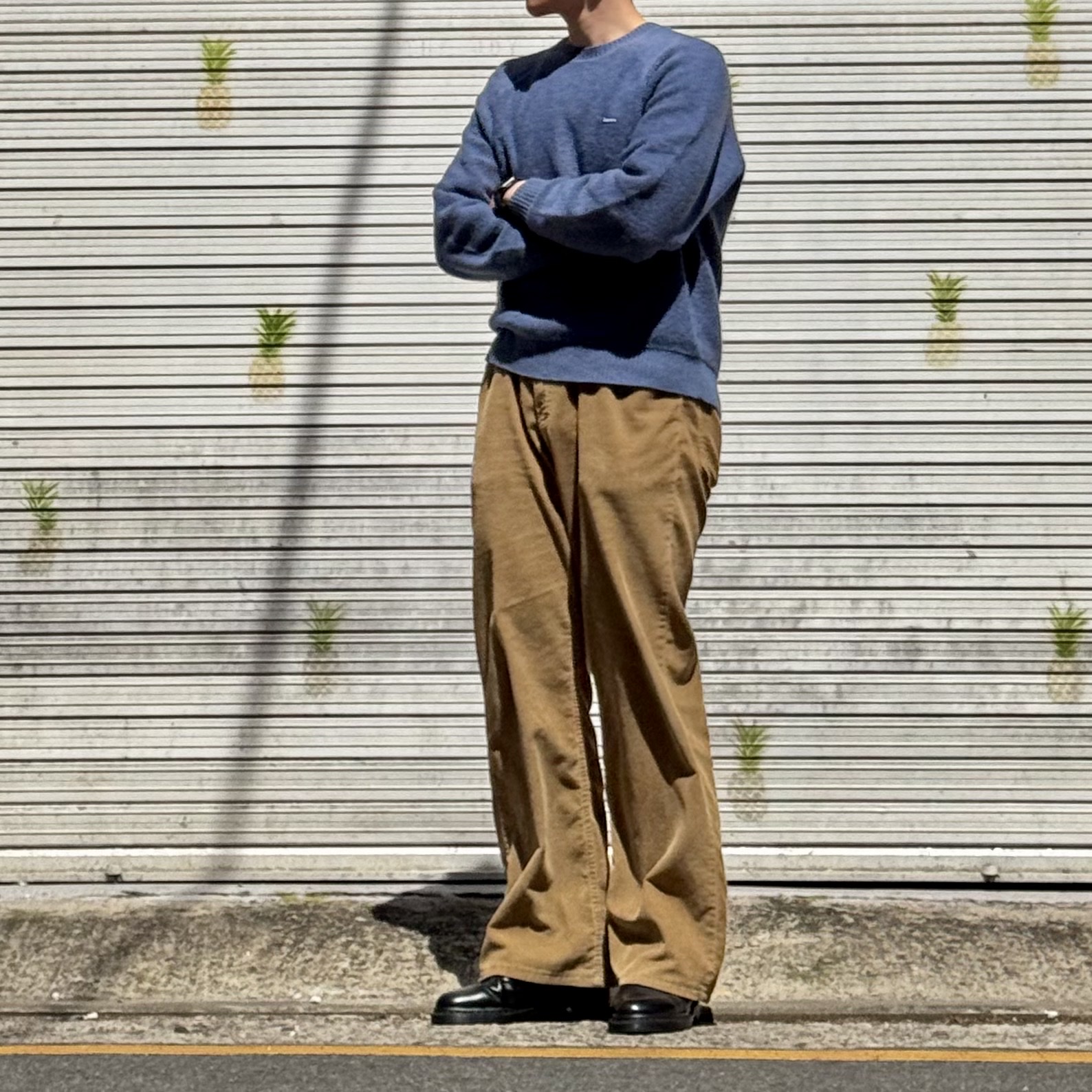 Supreme Terry Small Box Sweater Blue - 24FW, Dr. Martens 1461 Mono Black 착용 스타일 - 1