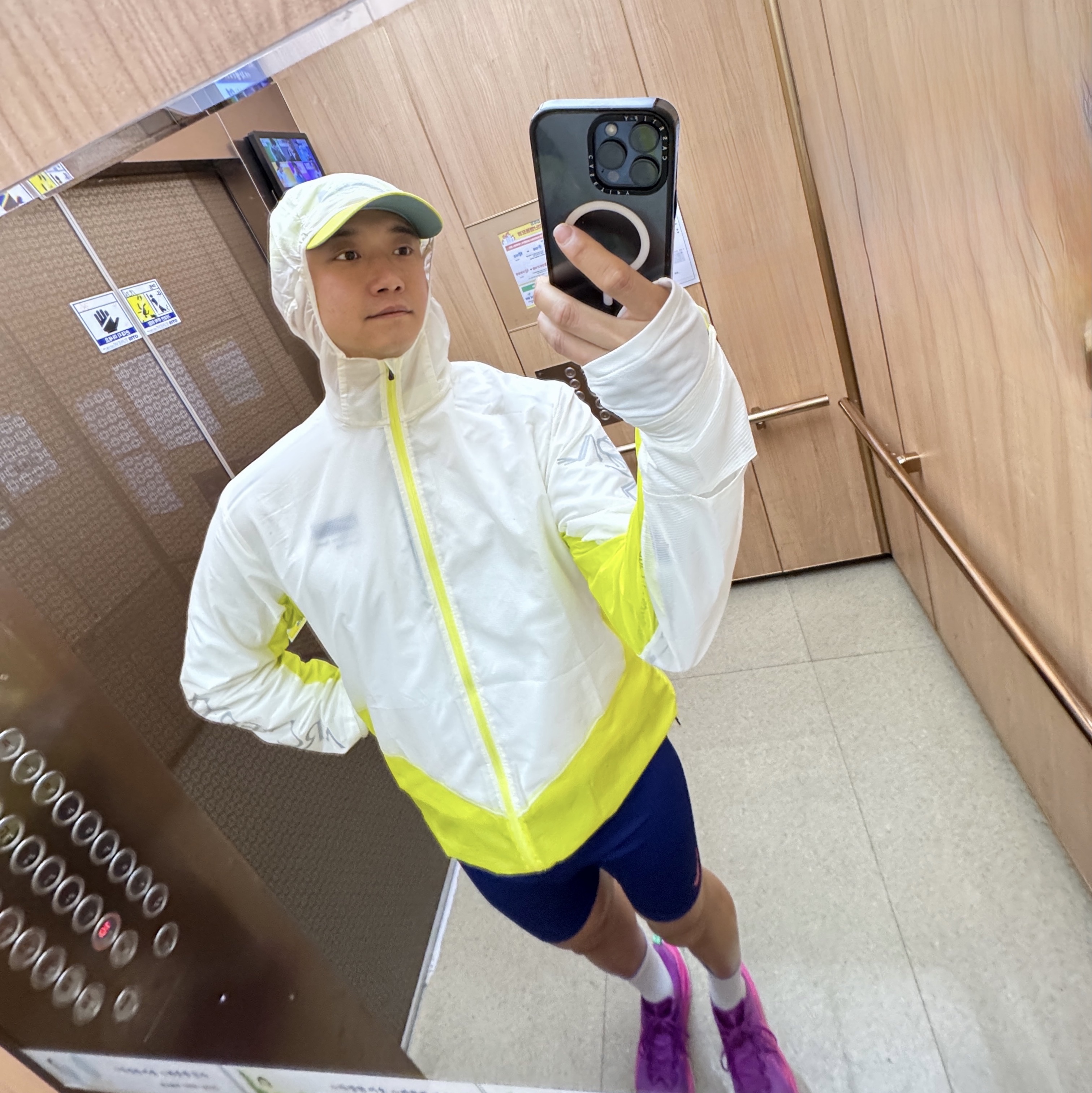 Hoka x Satisfy Mafate Speed 4 Lite Coffee, Nike ACG Dri-Fit Club Unstructured Cap Earth 착용 스타일 - 4