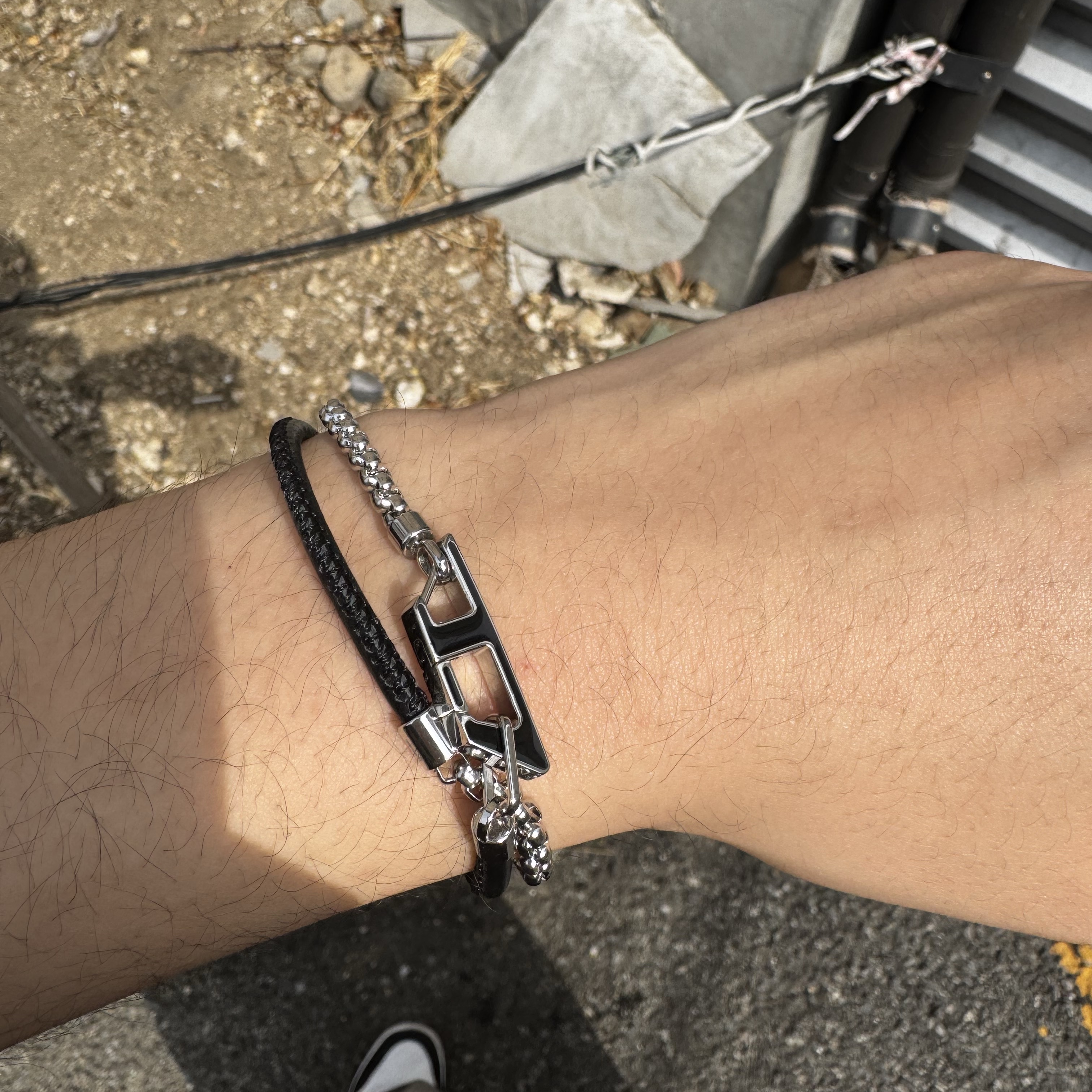 Diesel Dx1472 Stainless Steel Chain Bracelet Silver Black 착용 스타일