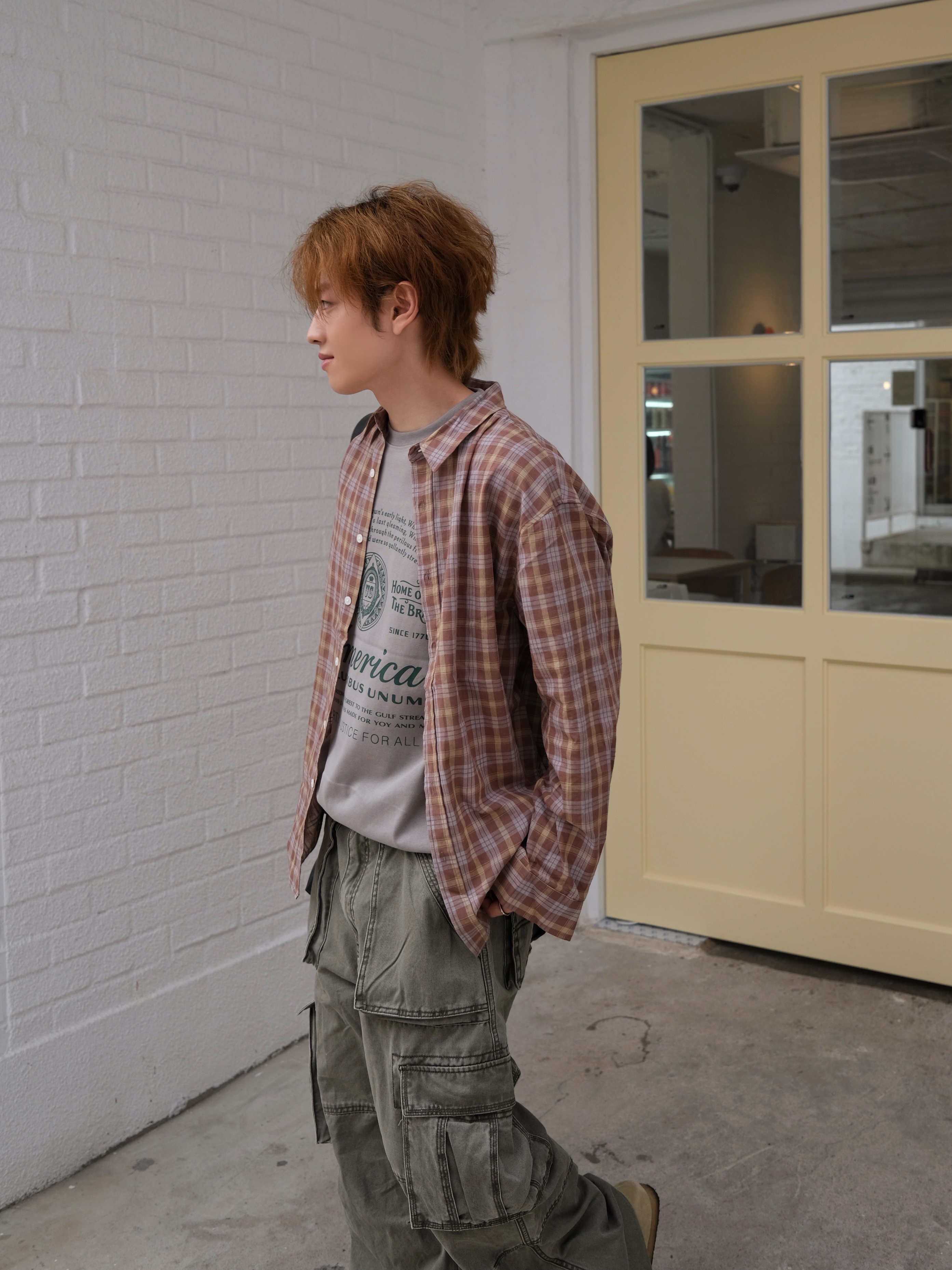 Clarks Wallabee Maple Suede 착용 스타일 - 5