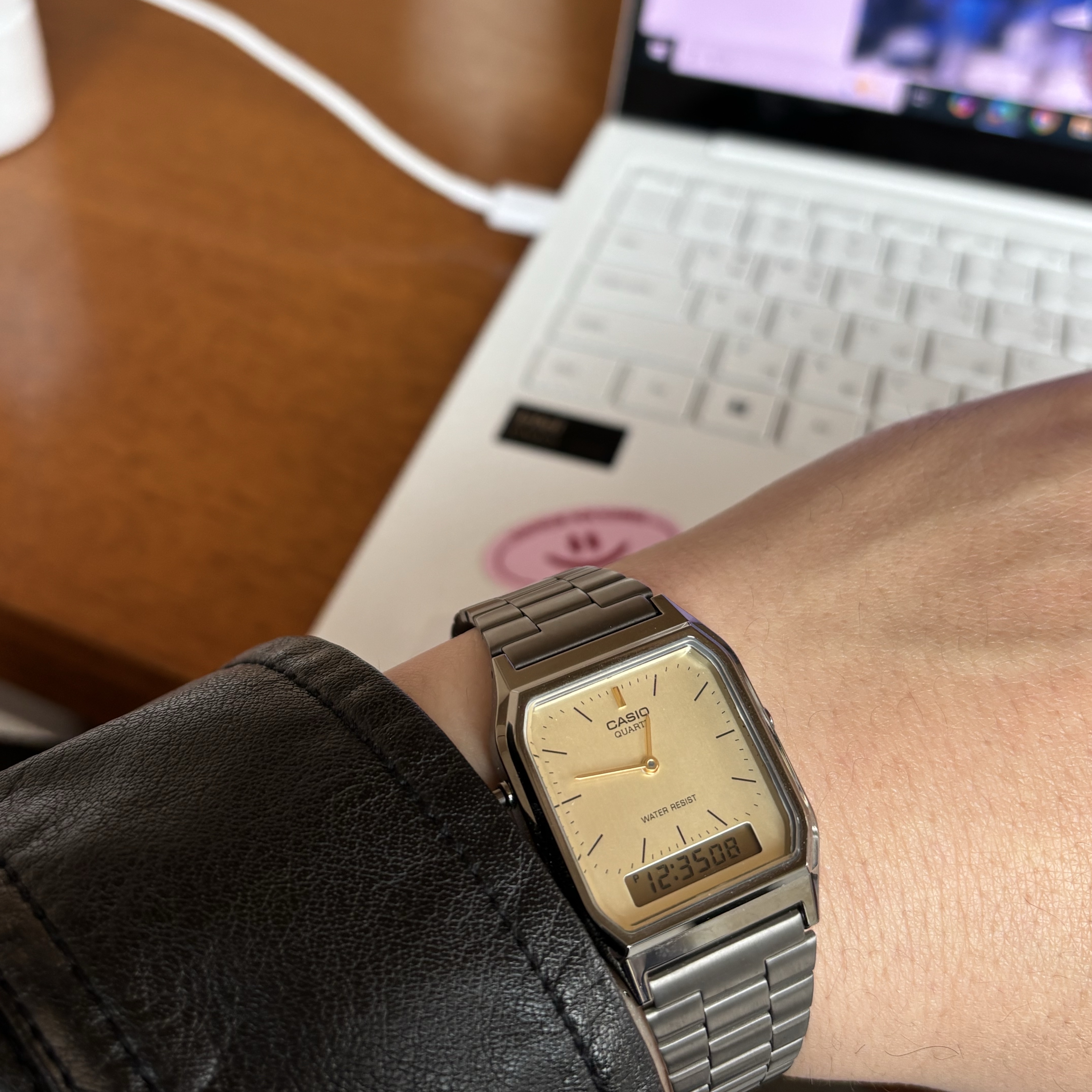 Casio AQ-230GG-9A 착용 스타일