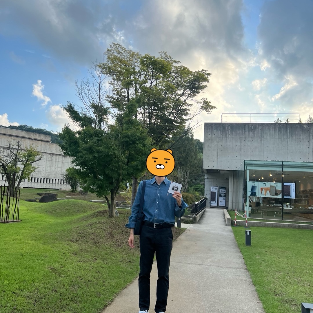 [30%적립] Polo Ralph Lauren Custom Fit Denim Shirt Navy 착용 스타일