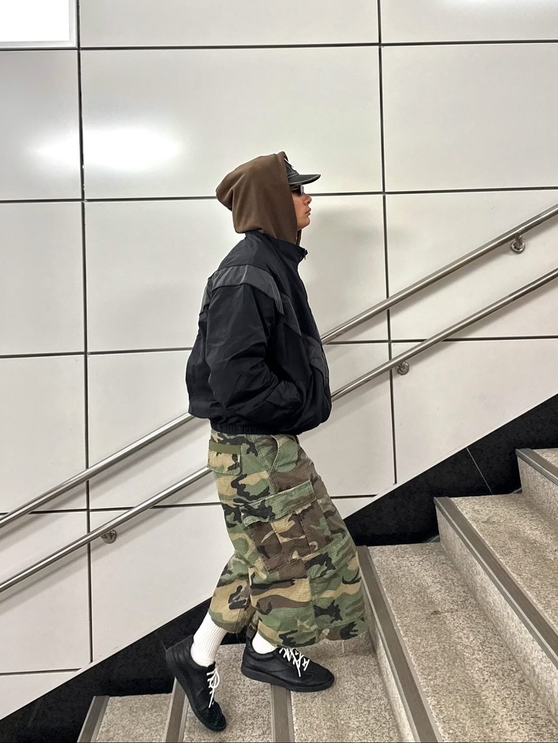 Supreme Pigment S Logo 6-Panel Black - 24FW 착용 스타일 - 8