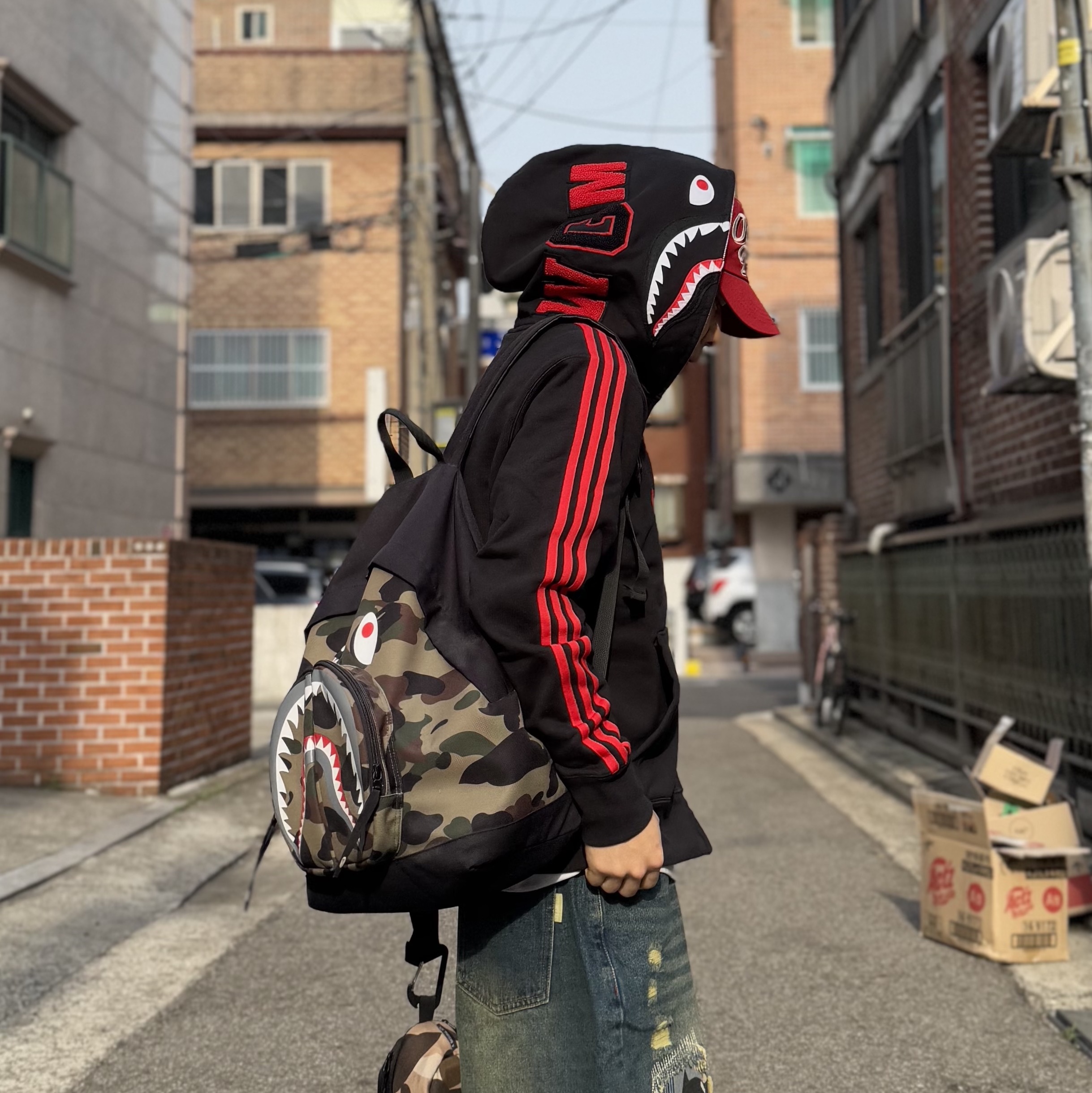 Adidas x BAPE Ultimate Shark Hoodie Black - KR Sizing 착용 스타일 - 2