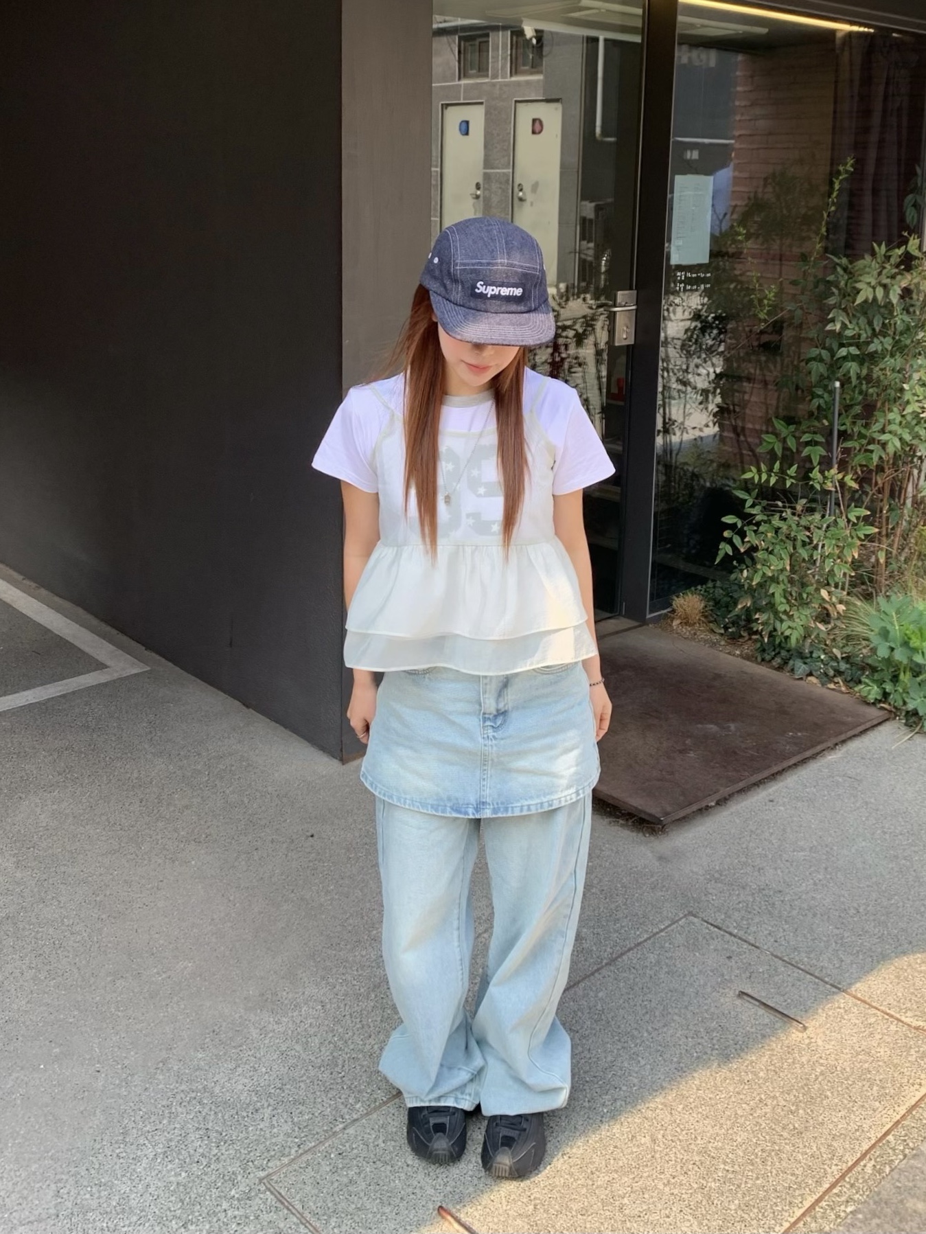 Supreme Wool Camp Cap Denim - 24FW, (W) Nike Shox R4 Black 착용 스타일 - 2